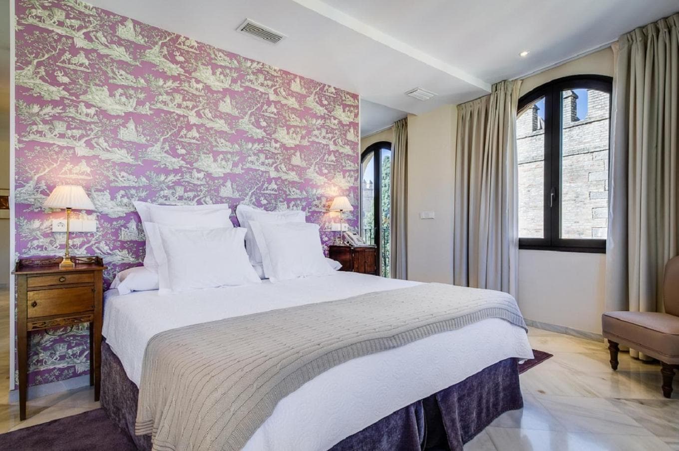 Suites Murillo Alcázar — 12