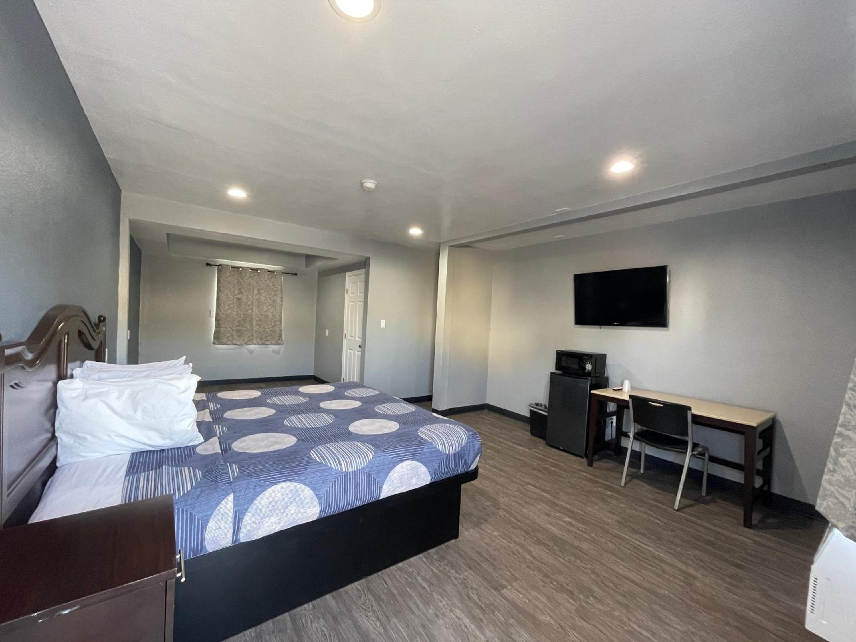 Cornett Motel — 16