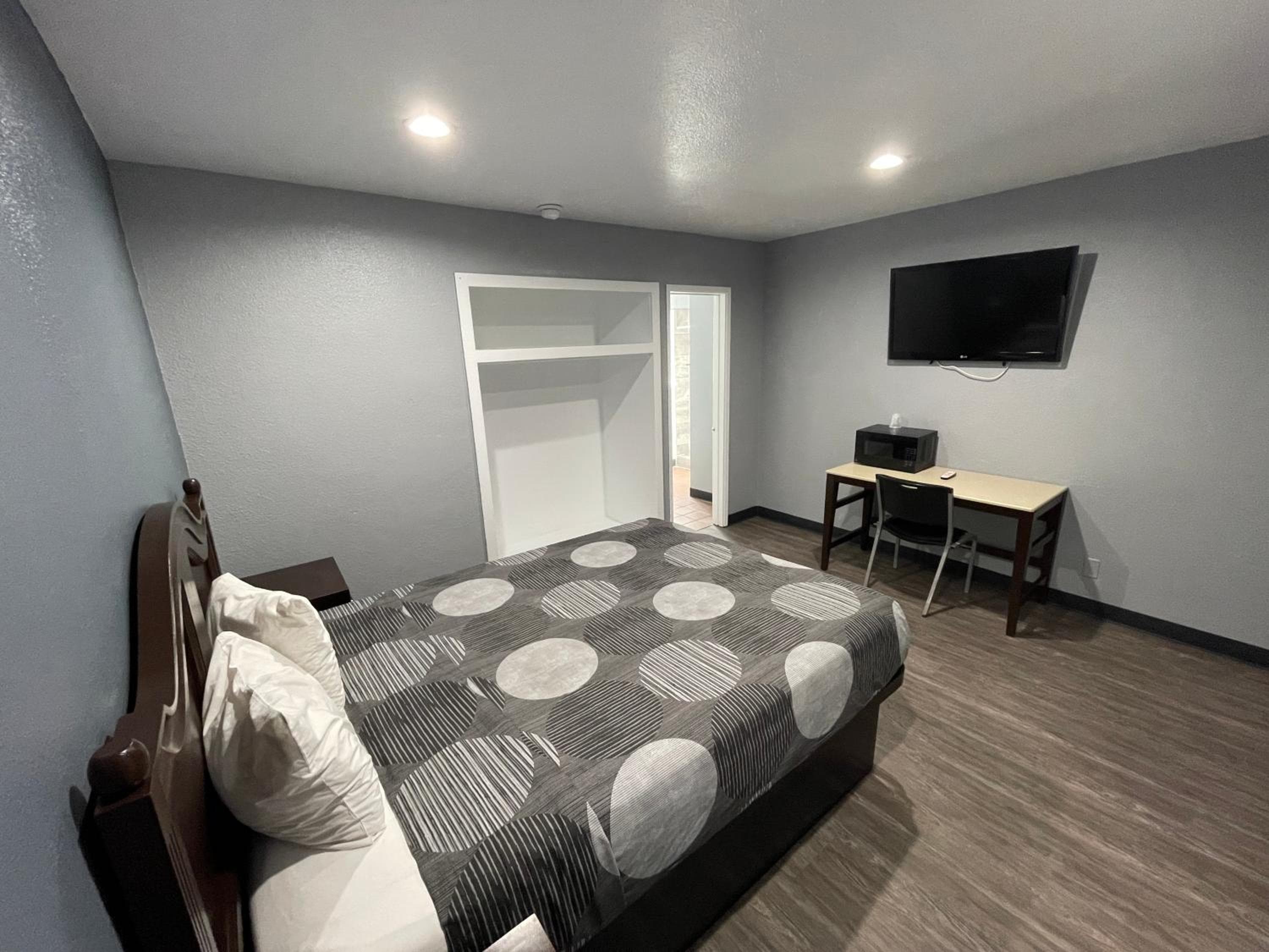 Cornett Motel — 20