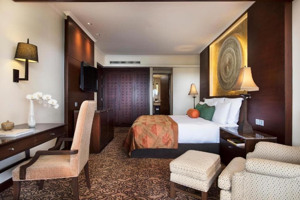 Anantara Riverside Bangkok Resort — 19