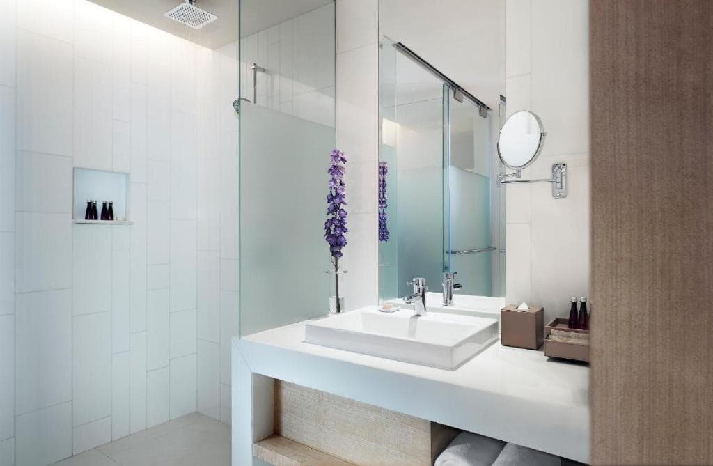 Avani Plus Riverside Bangkok Hotel — 19