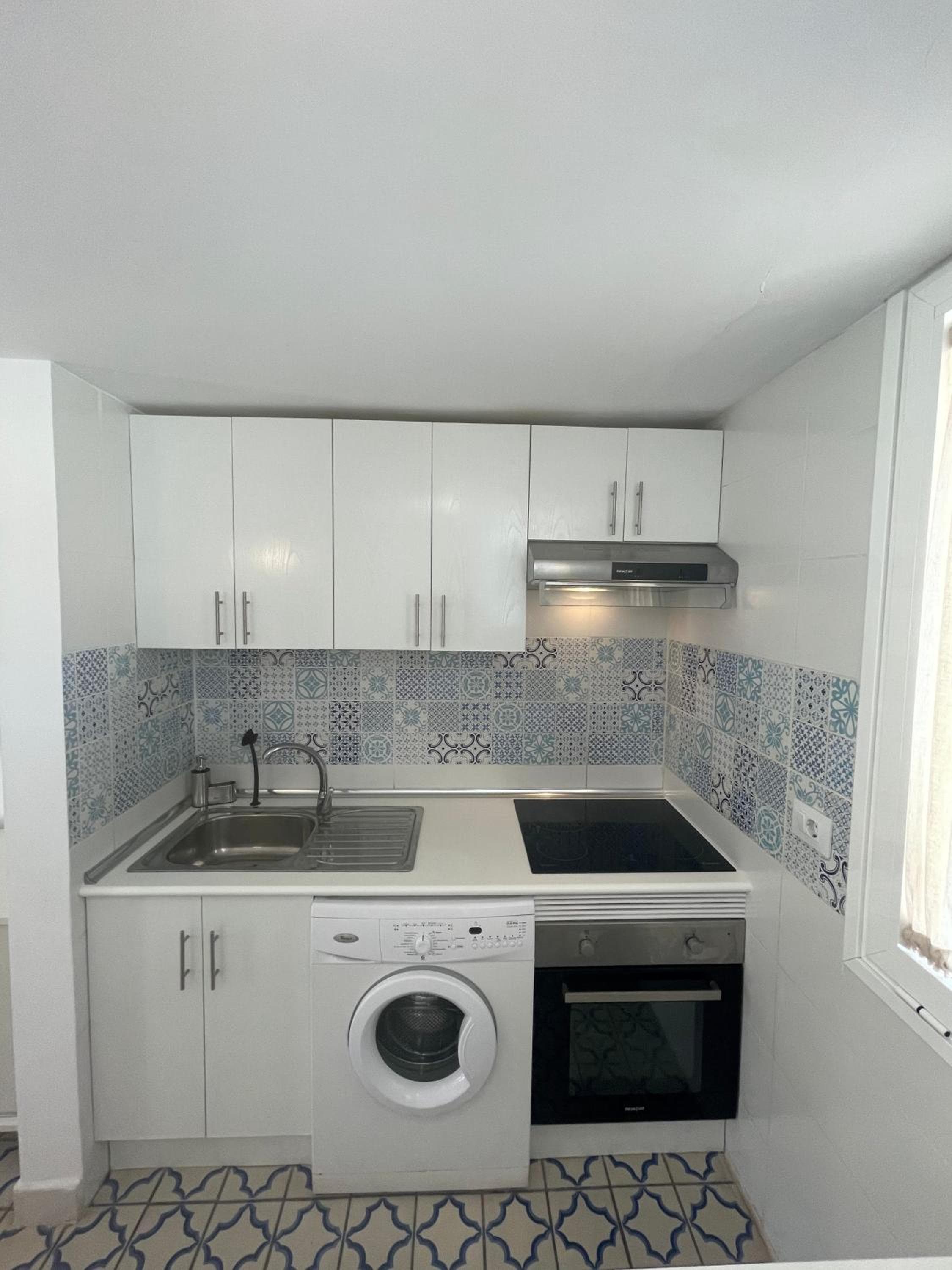 El Cortijo Bungalow - Pool - Free Parking — 2