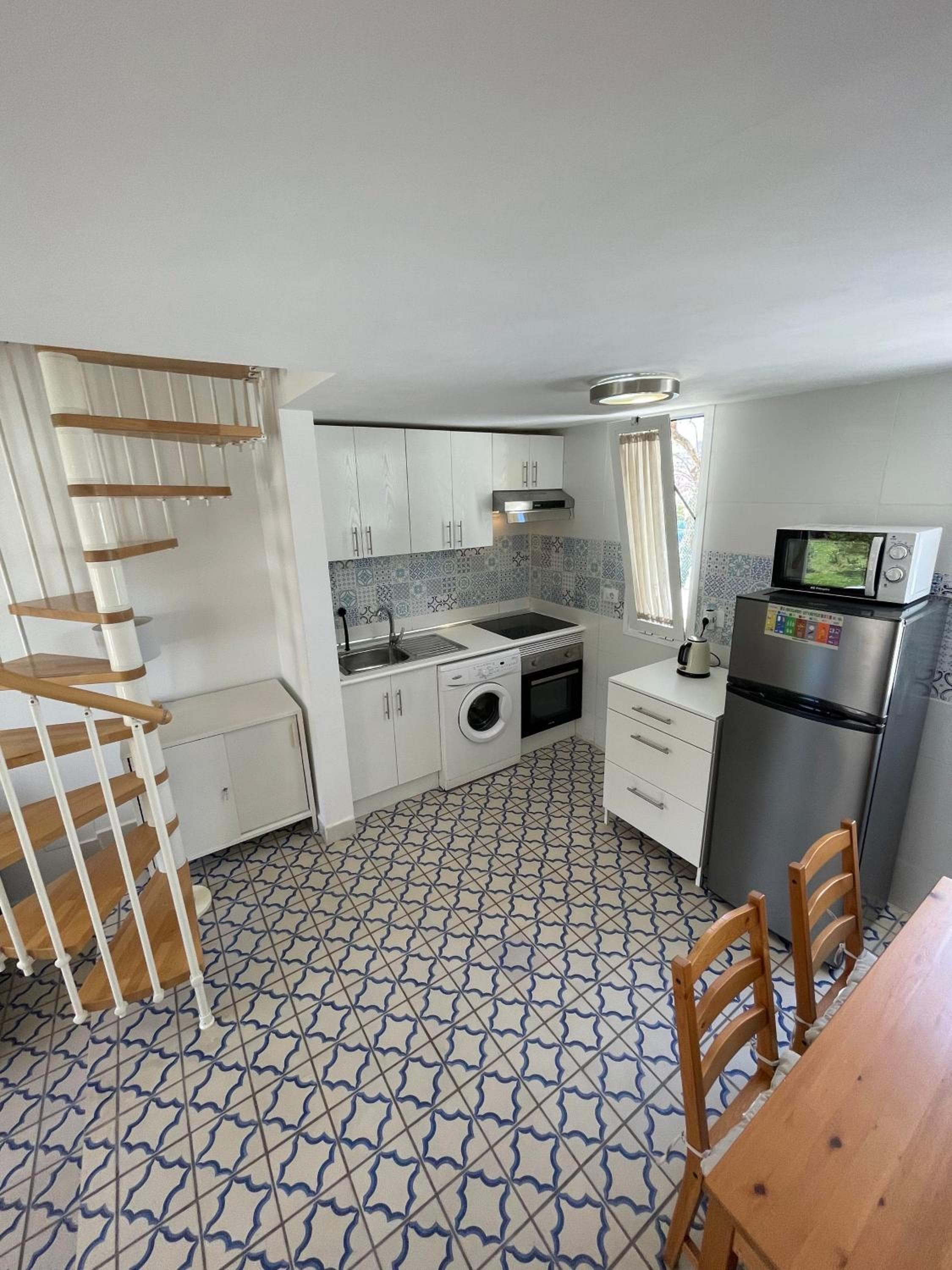 El Cortijo Bungalow - Pool - Free Parking — 4