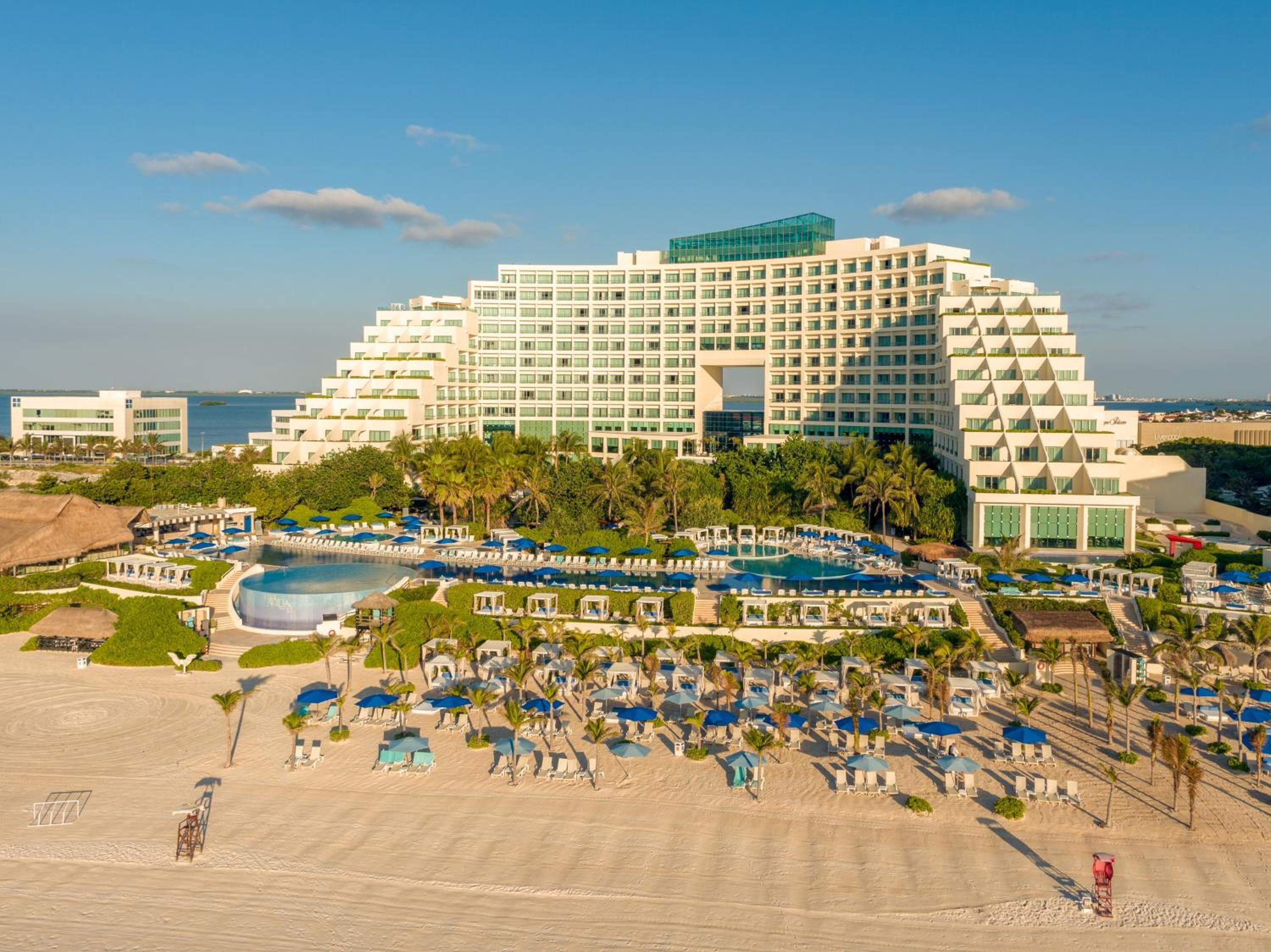 Live Aqua Cancun - Adults Only - All-Inclusive hotel, Boulevard Kukulcan12.5 km, Cancún, Mexico — photo 1