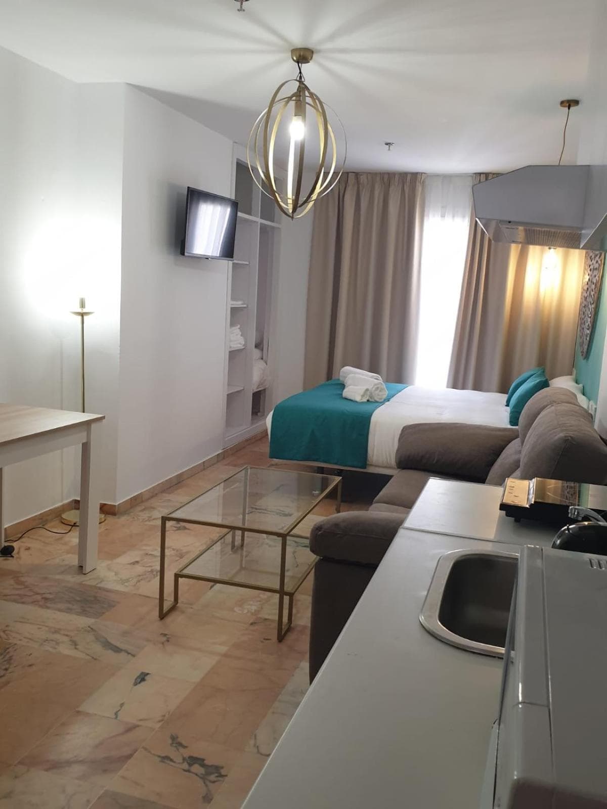 Hotel y Apartamentos Doña Lola — 16