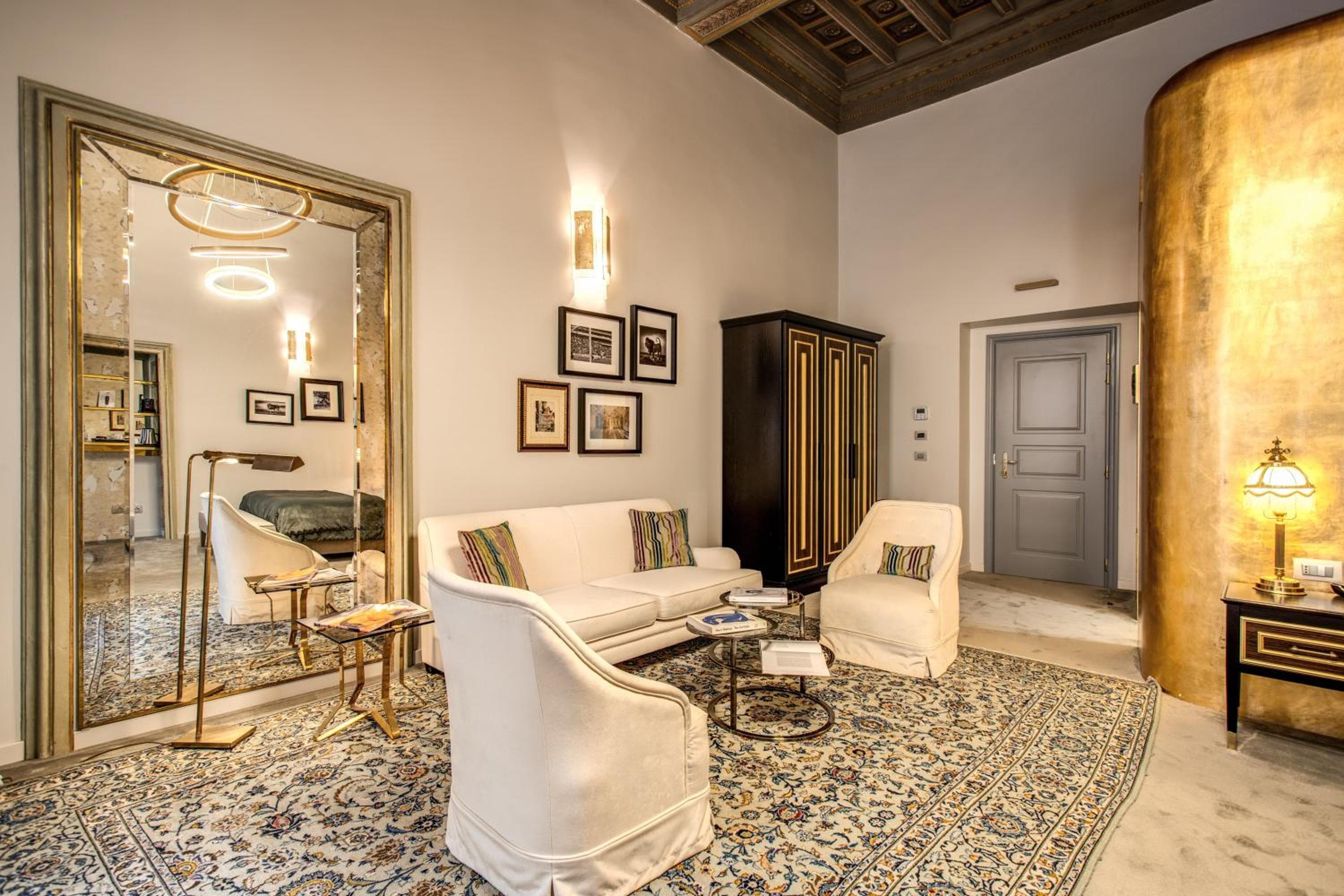 Martius Private Suites Hotel — 14
