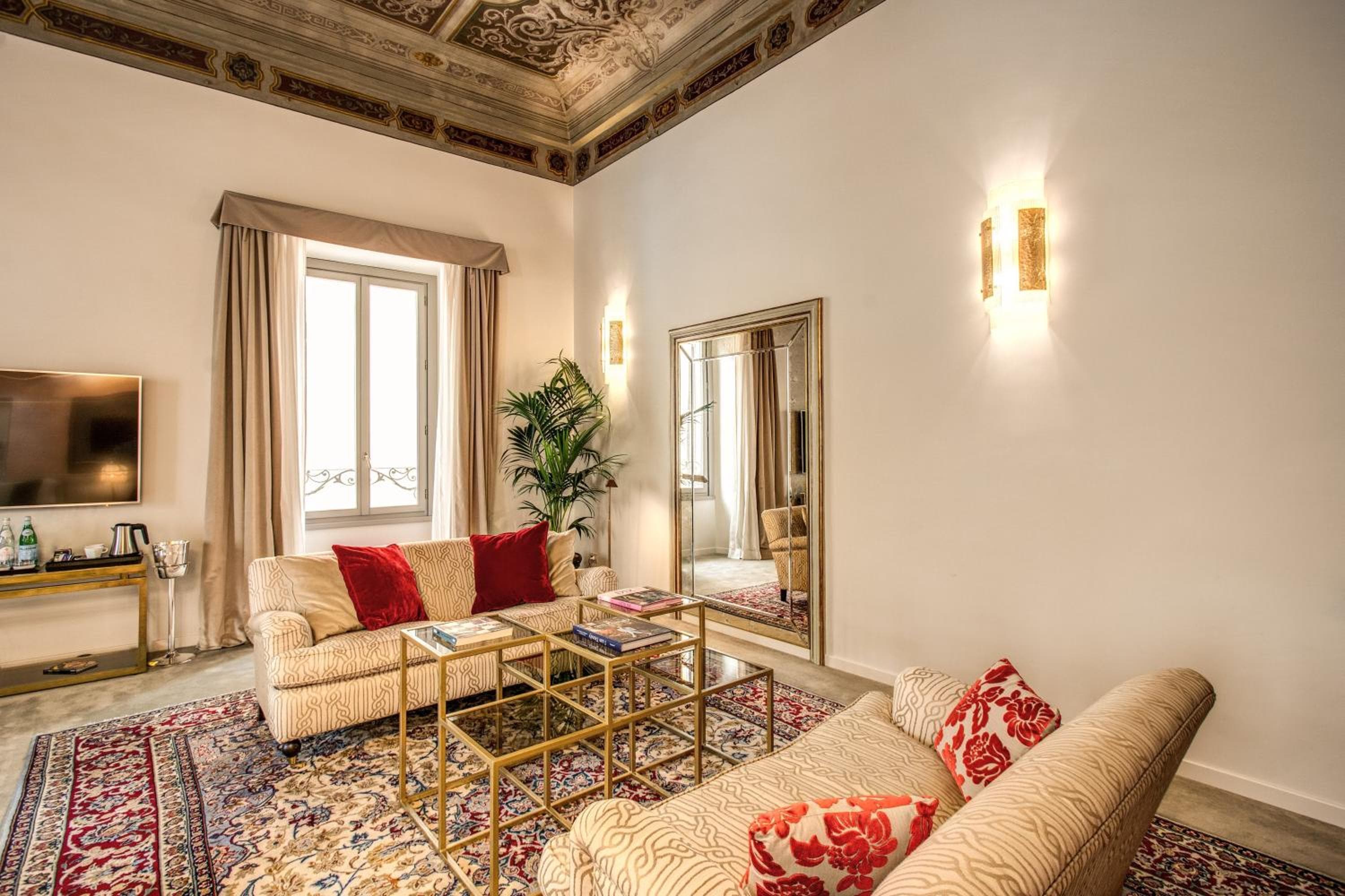 Martius Private Suites Hotel — 25