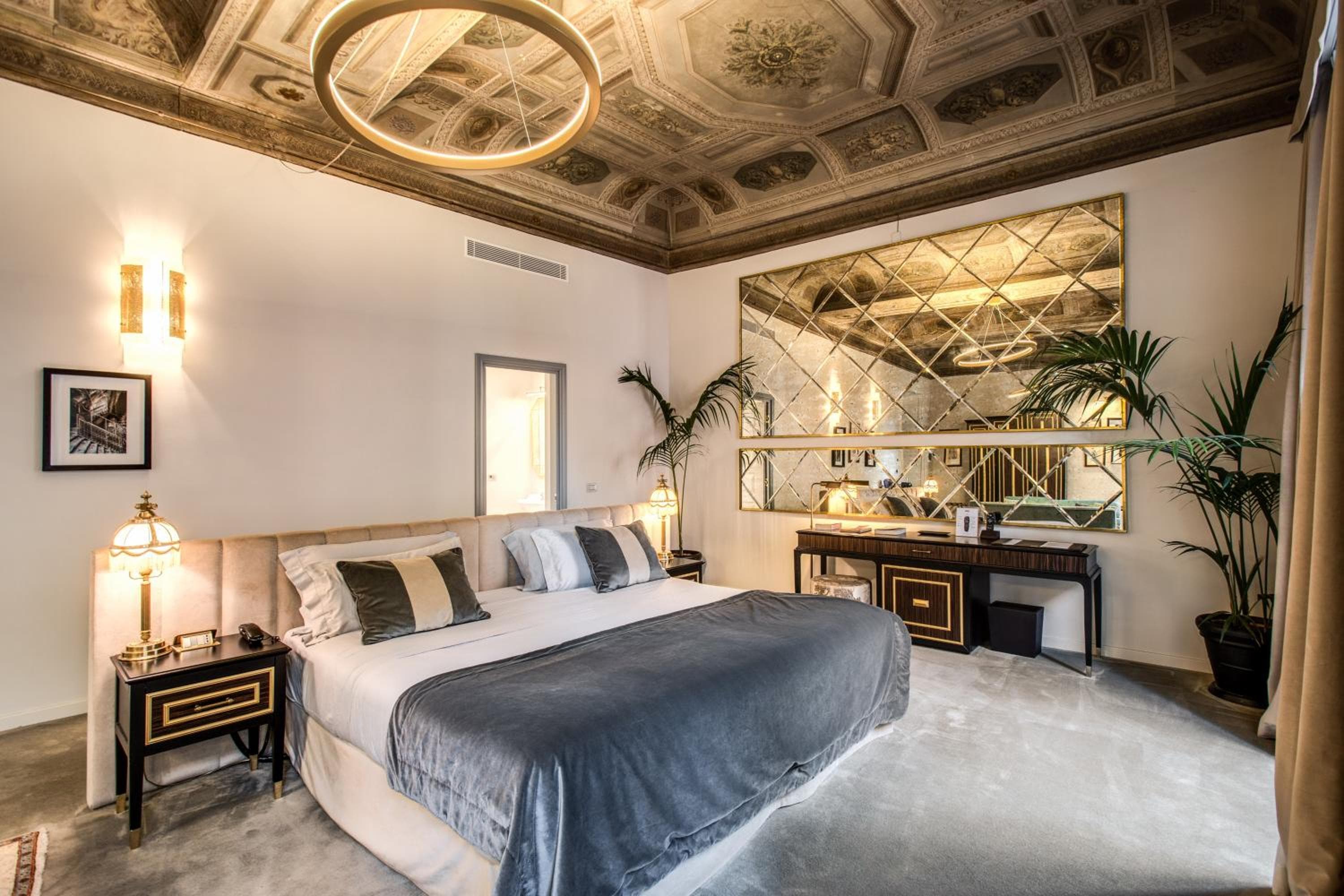 Martius Private Suites Hotel — 27