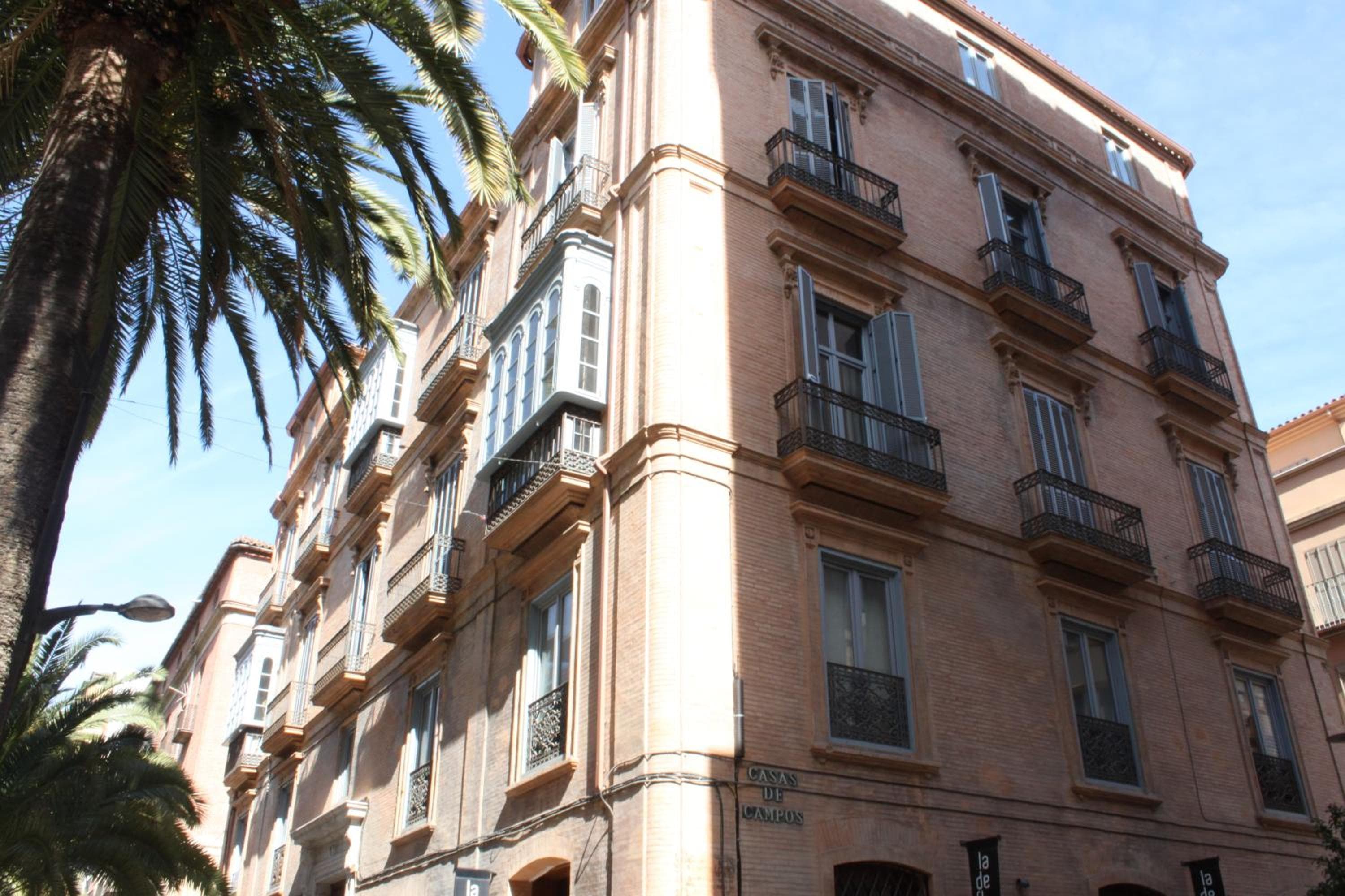 Life Apartments Alameda Colón — 28