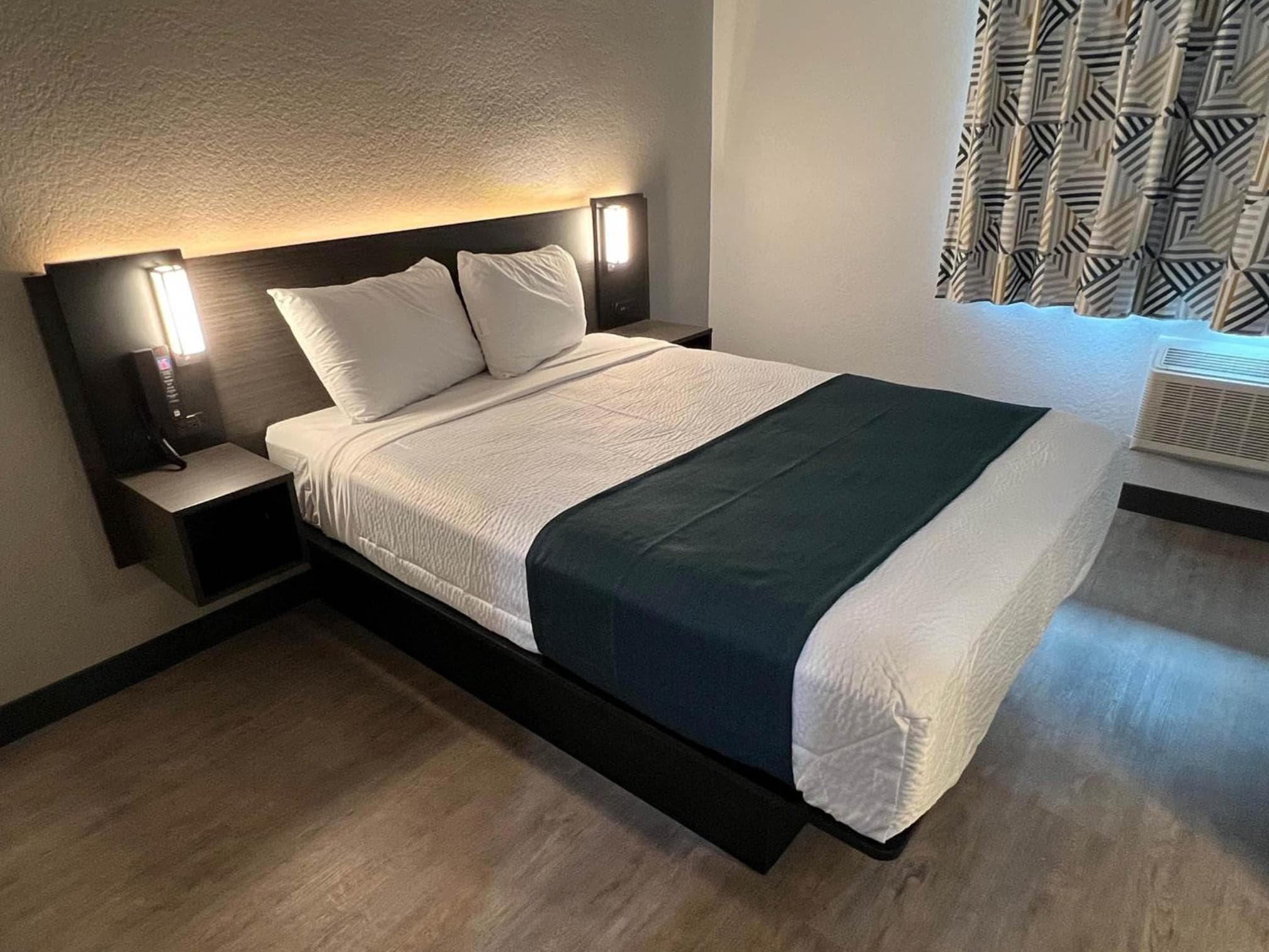 Motel 6-Fort Lauderdale, FL — 3