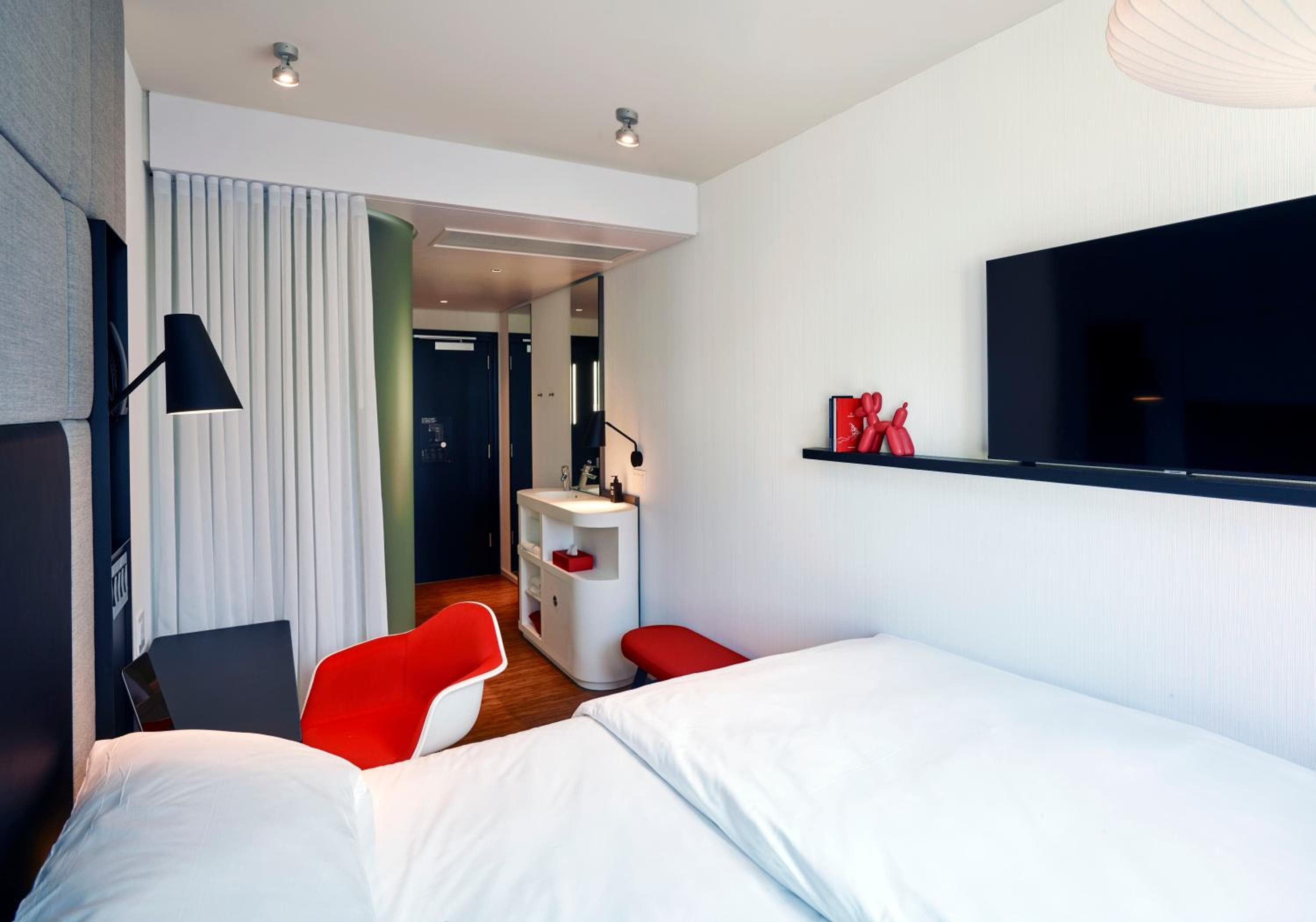 citizenM Los Angeles Downtown hotel, 361 South Spring Street, Los Angeles, United States — photo 6
