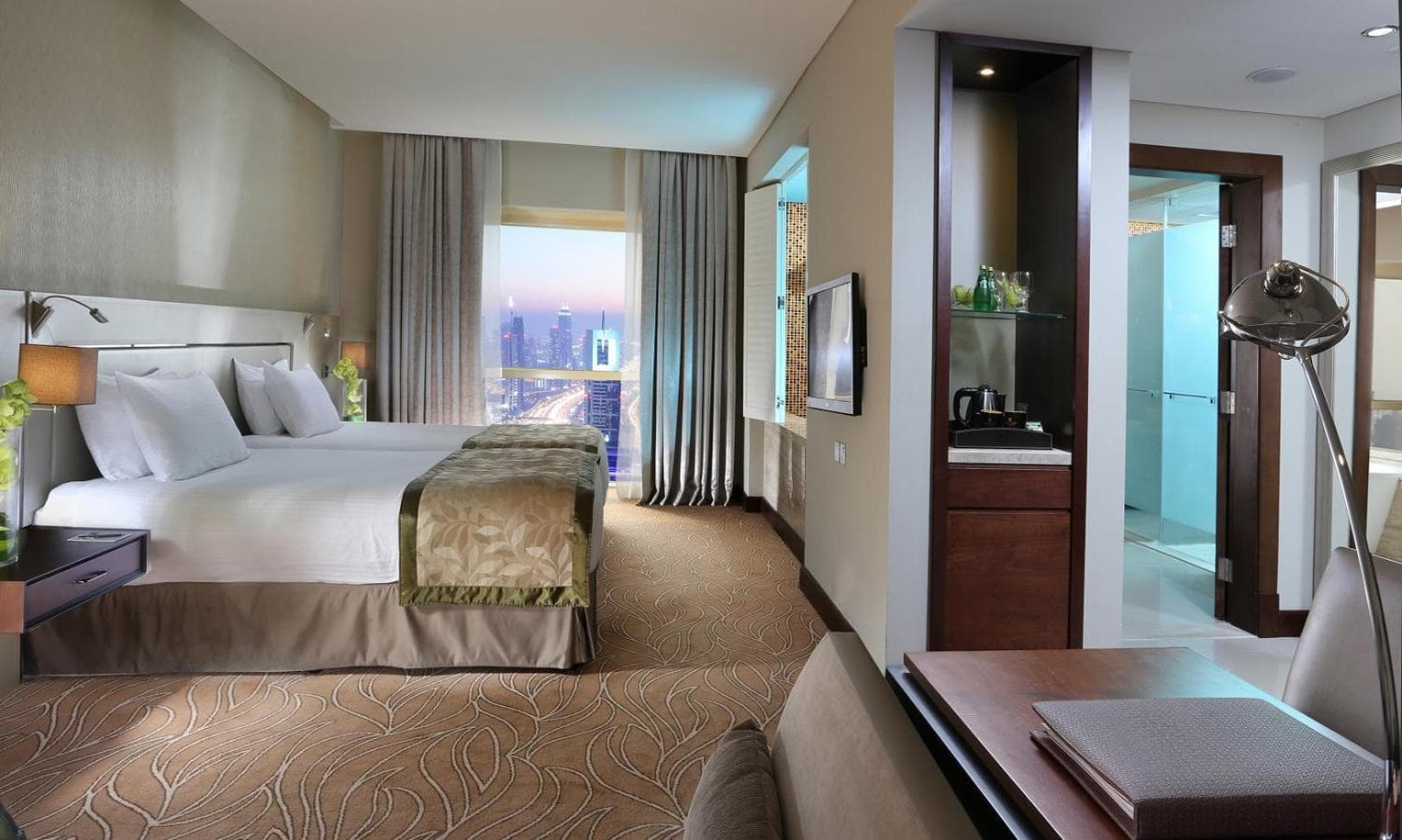 The Tower Plaza Hotel Dubai — 12