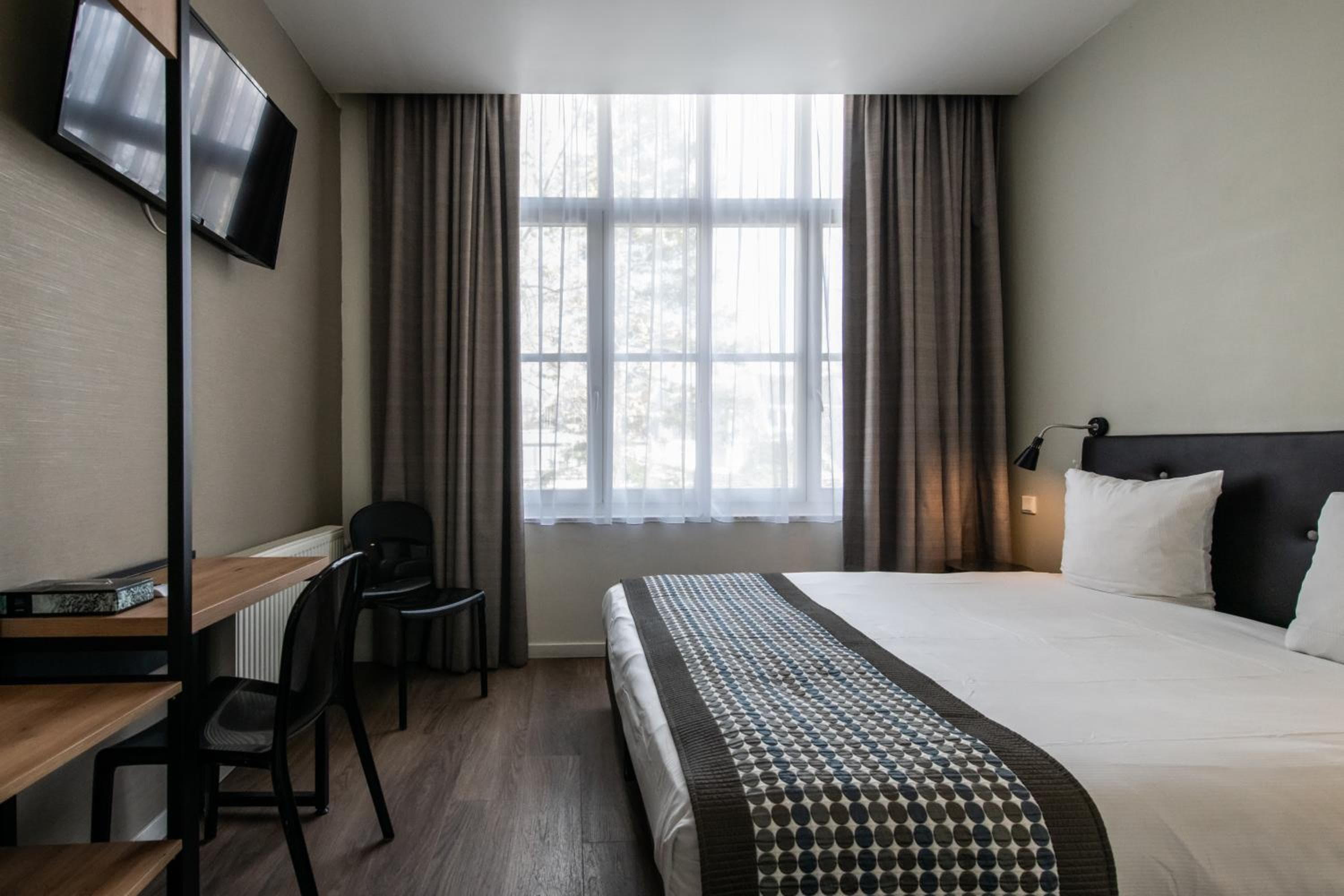 Acostar Hotel — 28