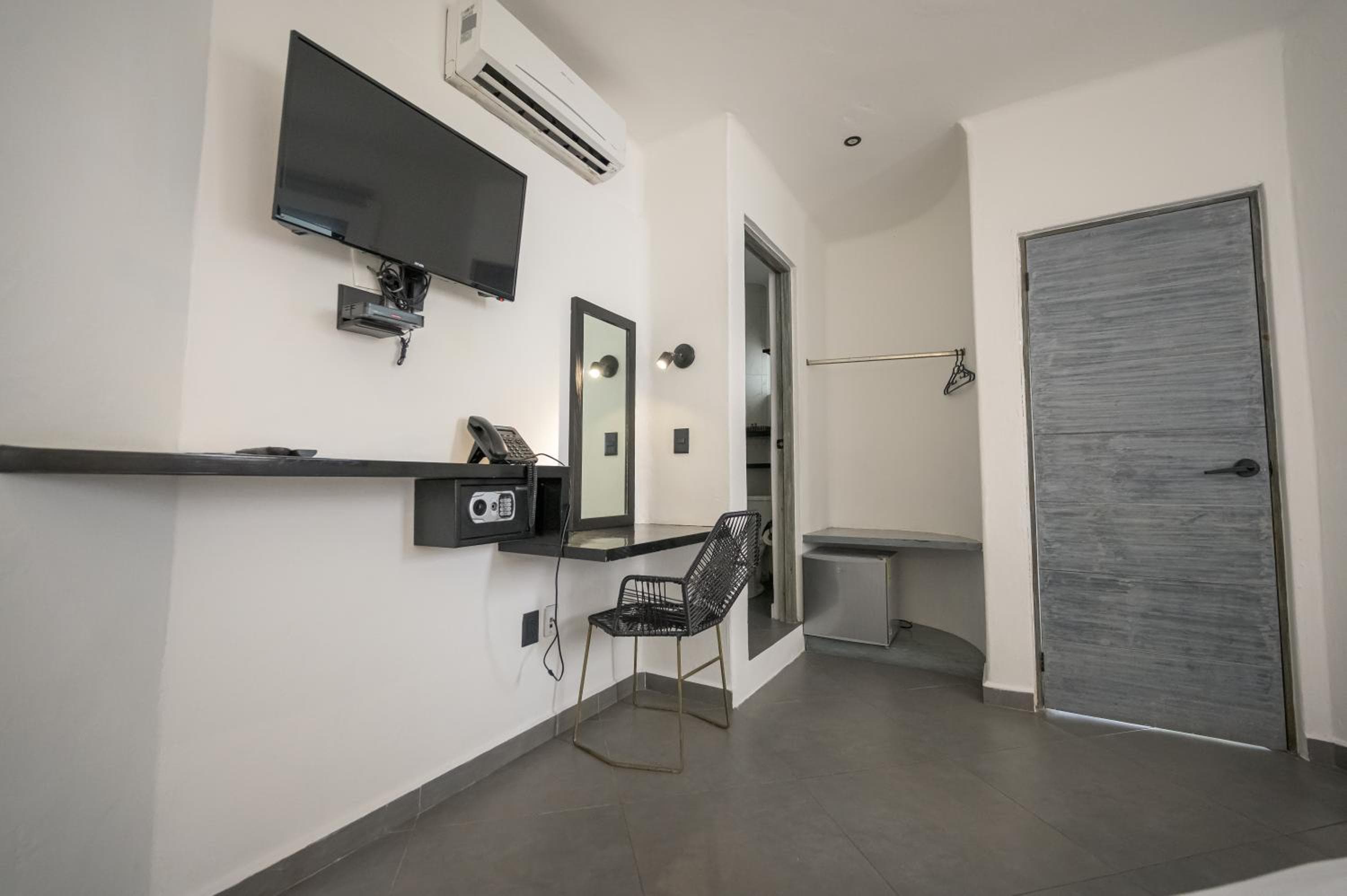 Aruma Suites — 15