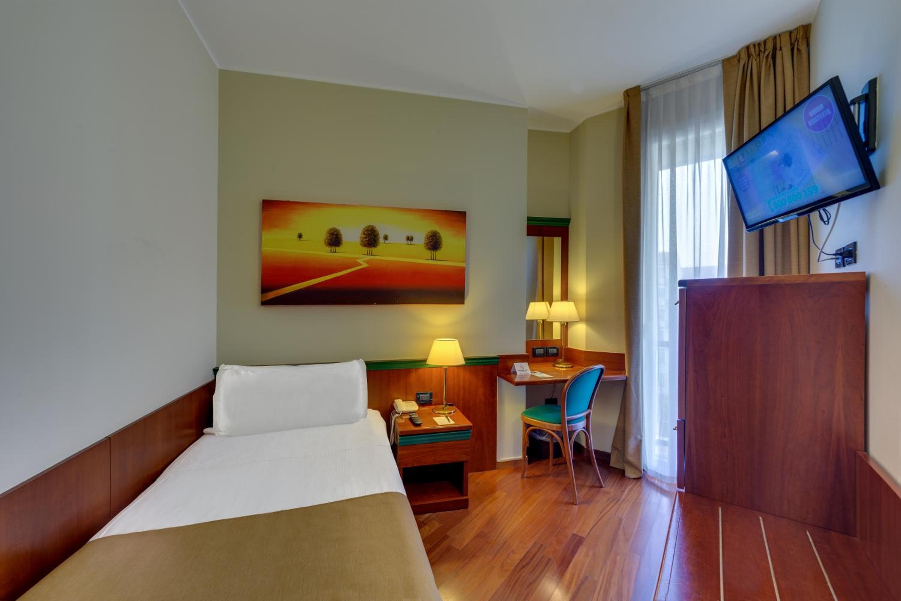 Hotel Raffaello — 12