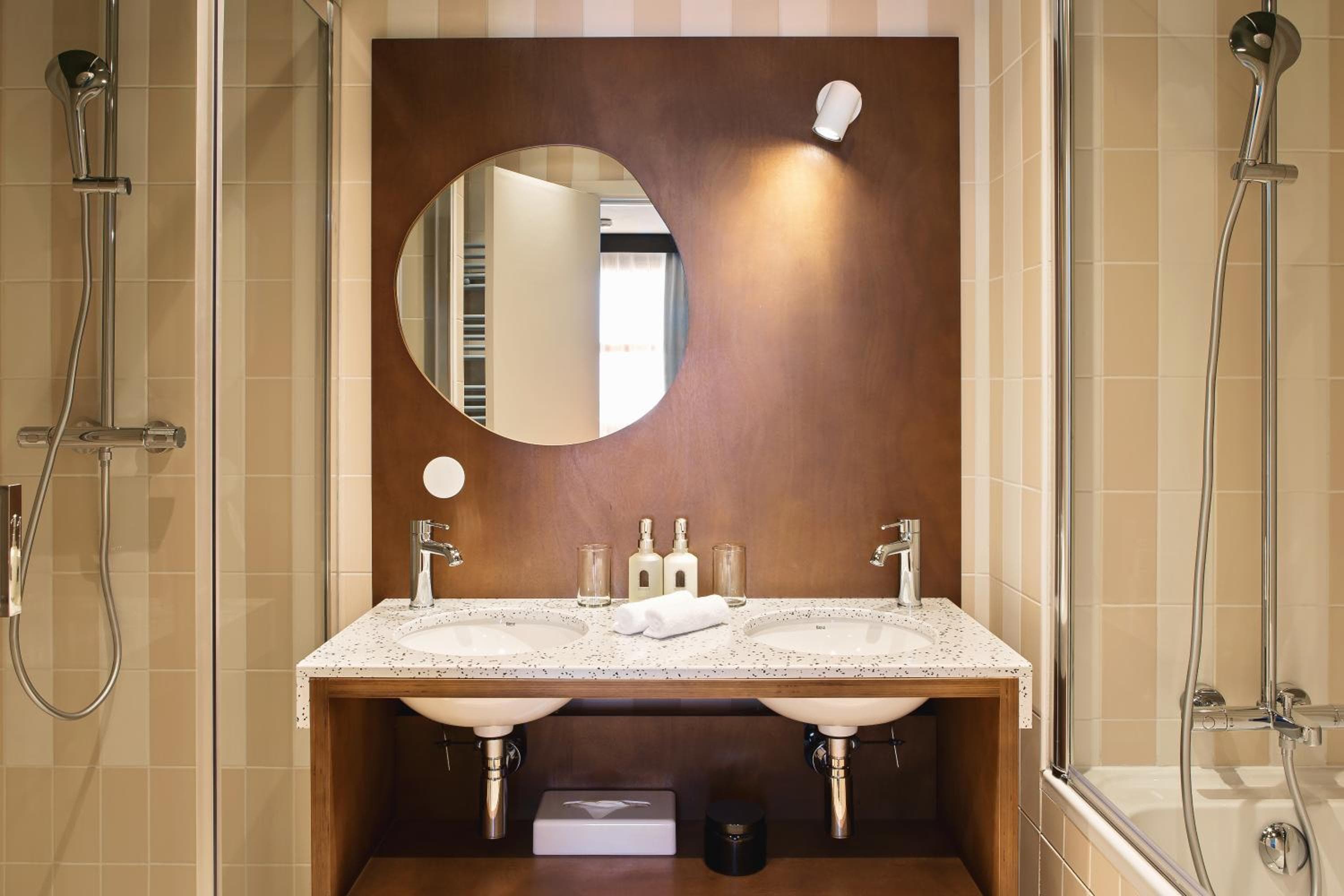 Hôtel Rosalie — 25