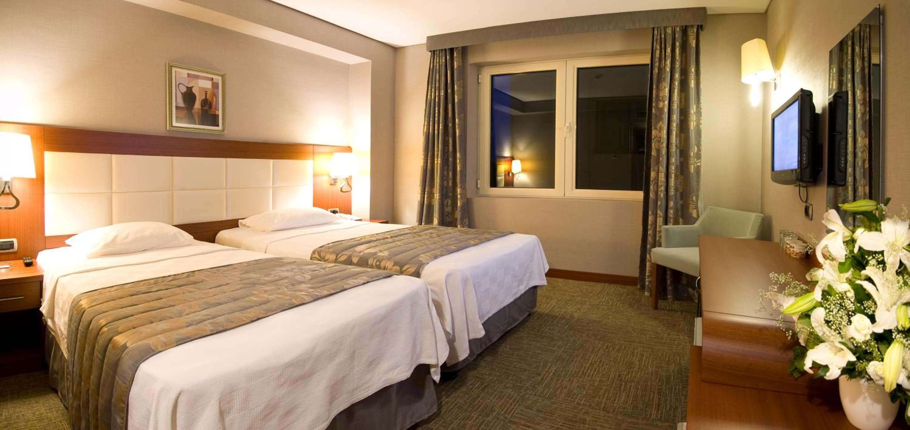 Innpera Hotel — 10