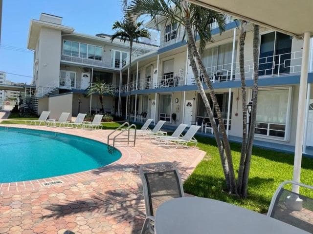 Holiday Isle Yacht Club — 21