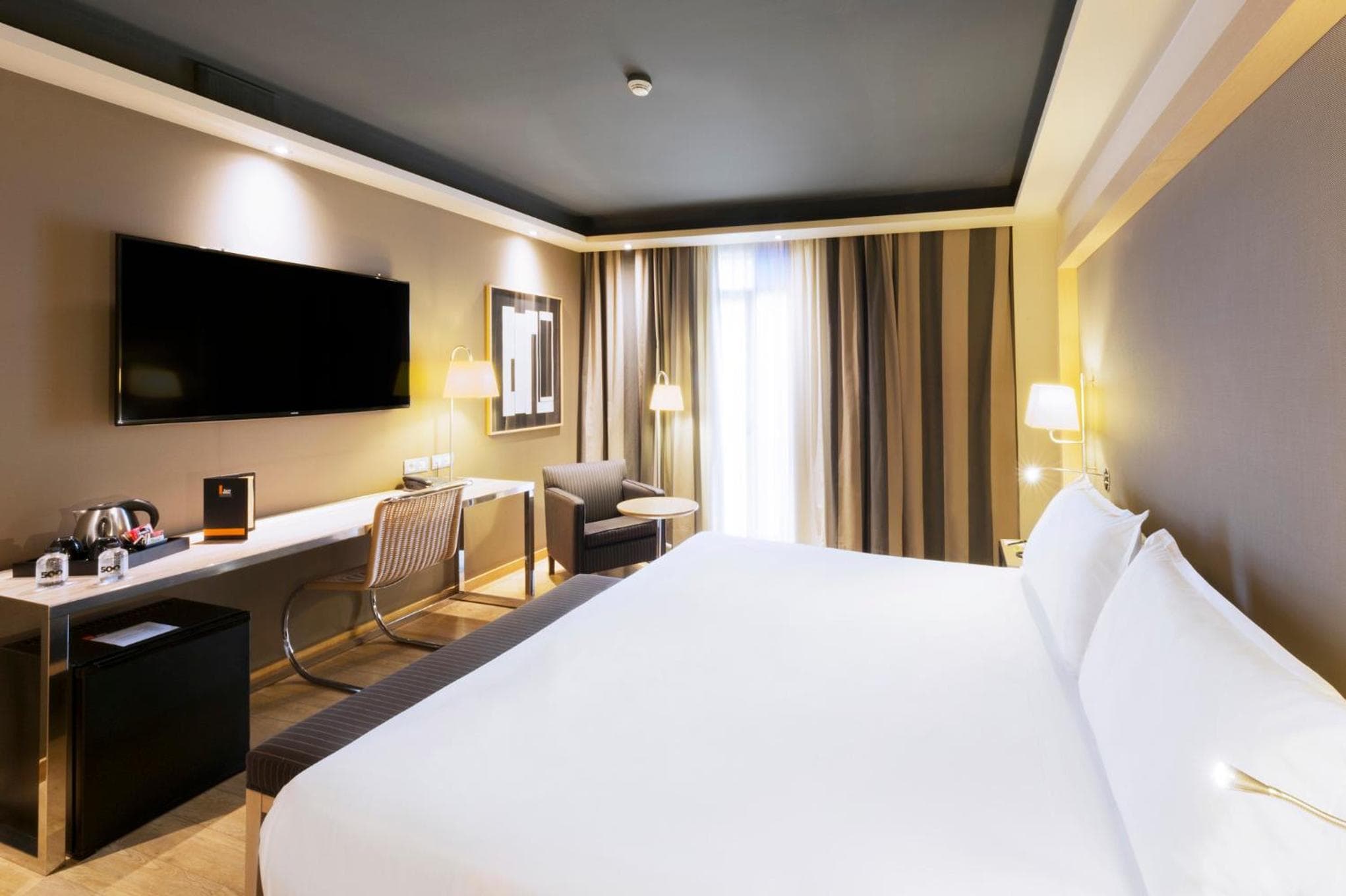 Hotel Jazz — 3
