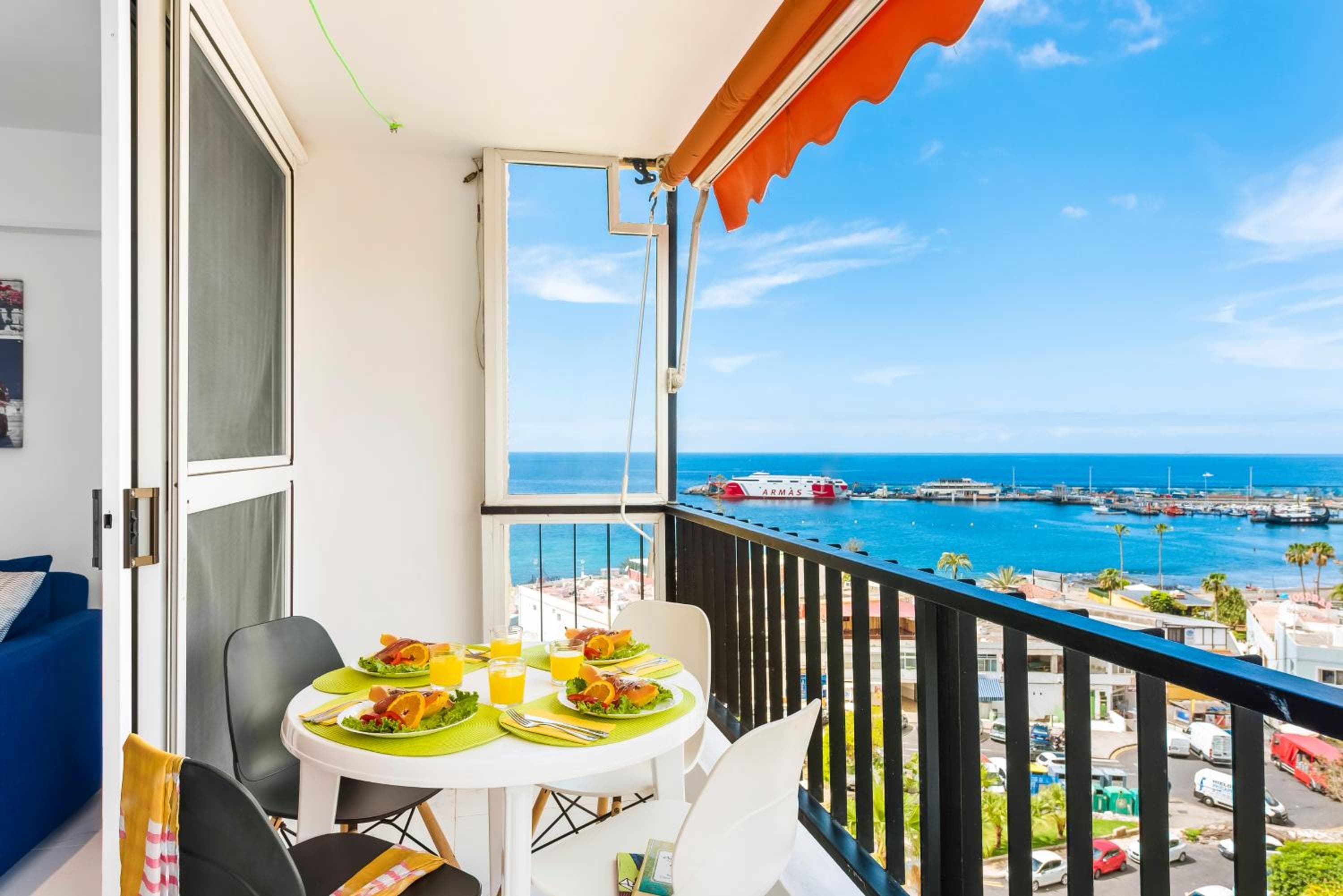 76 Los Cristianos first sea line, Wi Fi — 1