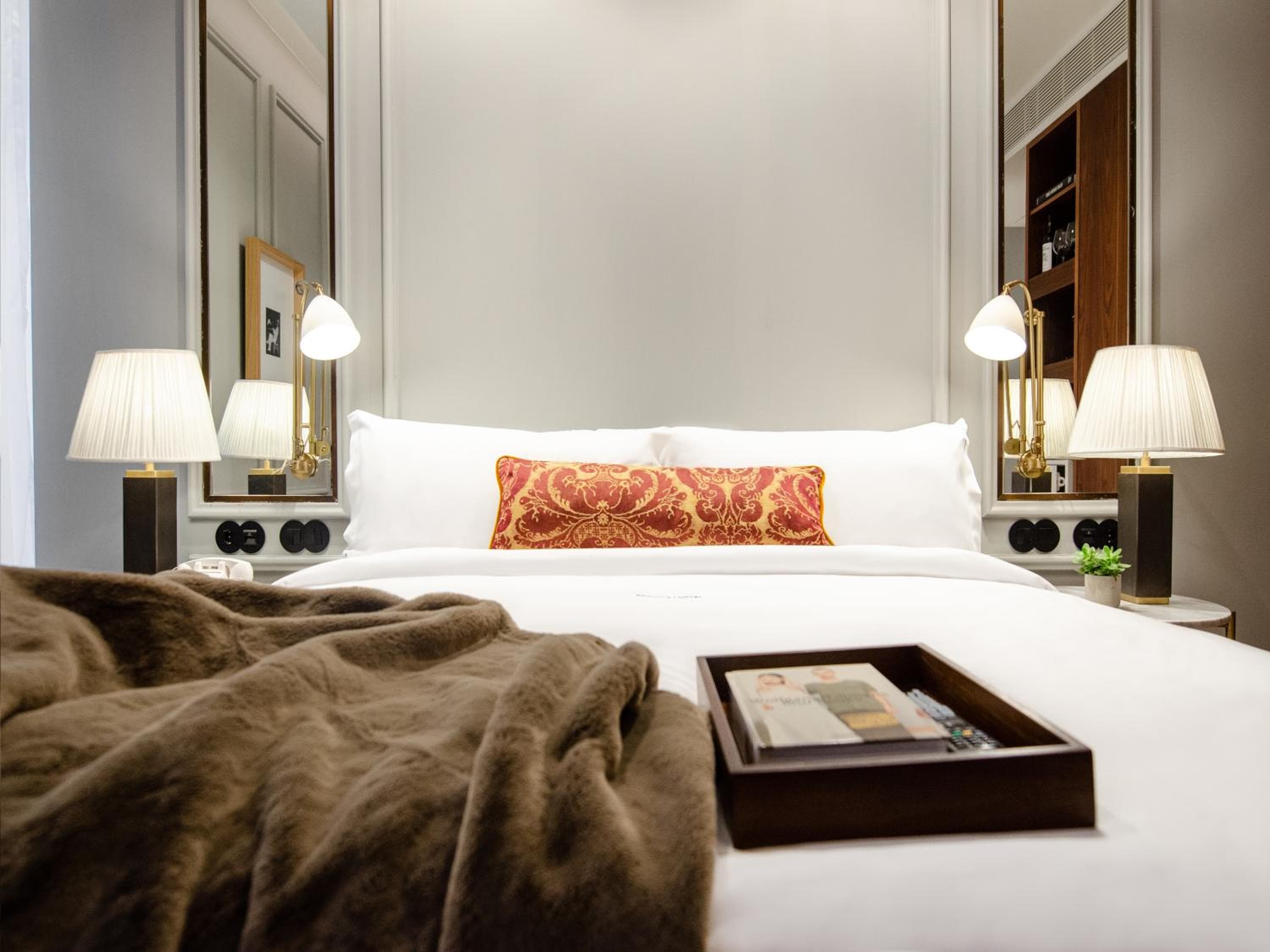 Browns Avenue Hotel — 16