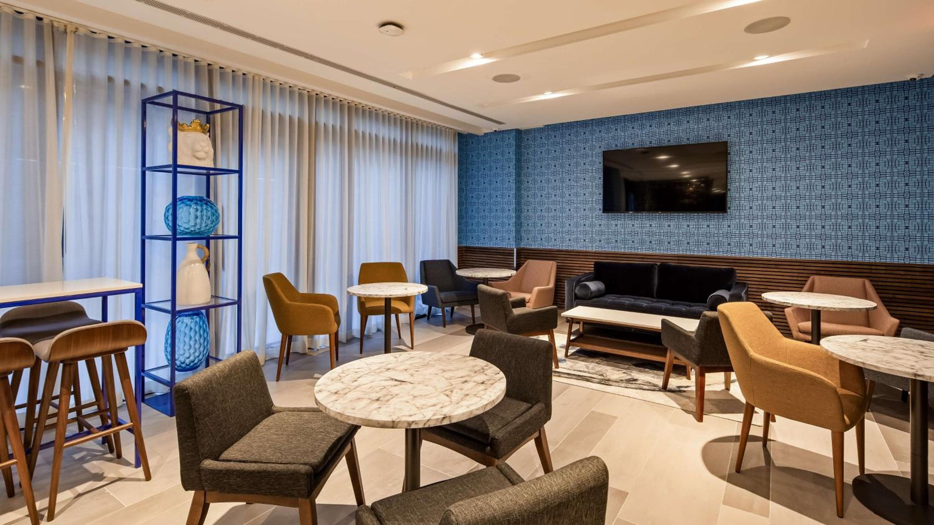 Best Western Premier Empire State Hotel — 6