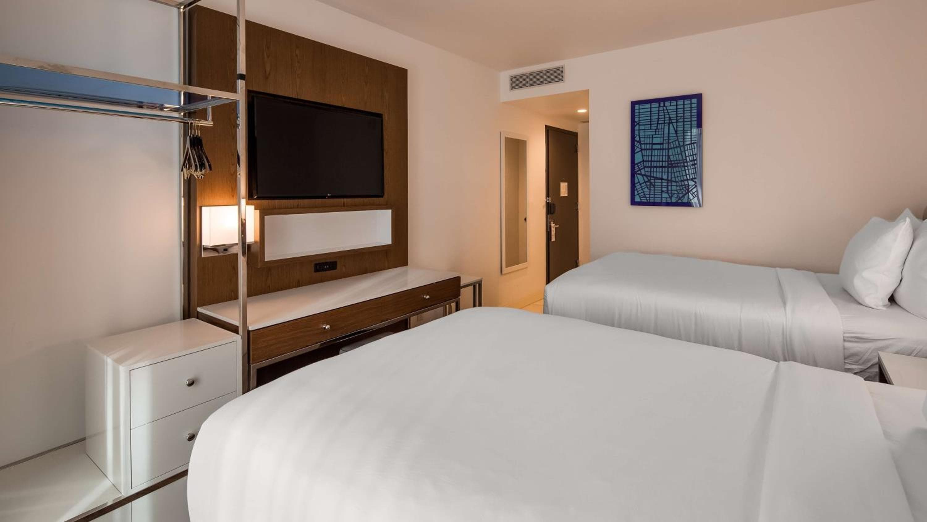 Best Western Premier Empire State Hotel — 21