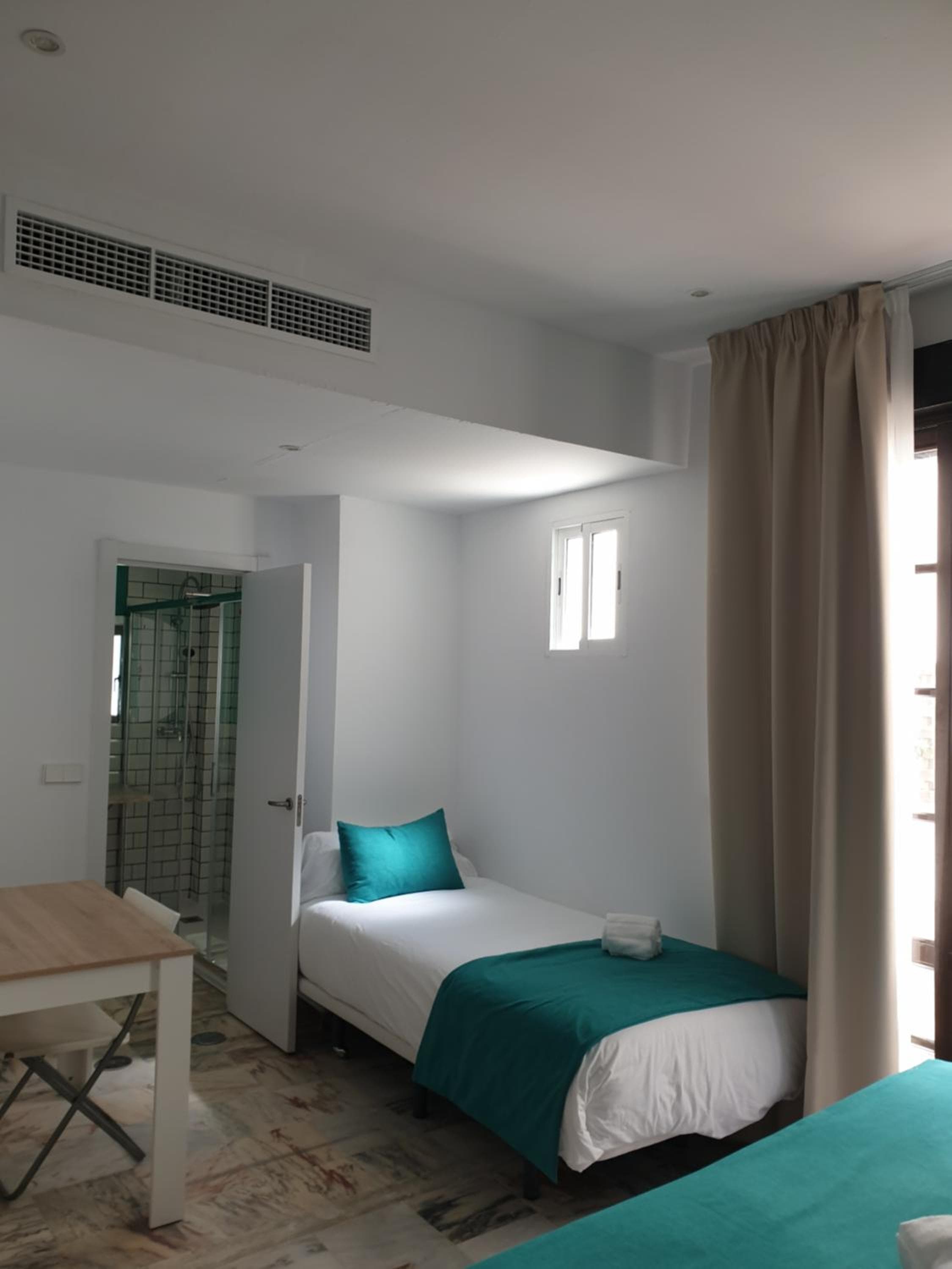 Hotel y Apartamentos Doña Lola — 18