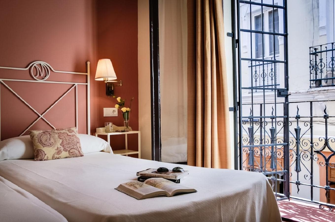 Hotel Murillo — 1