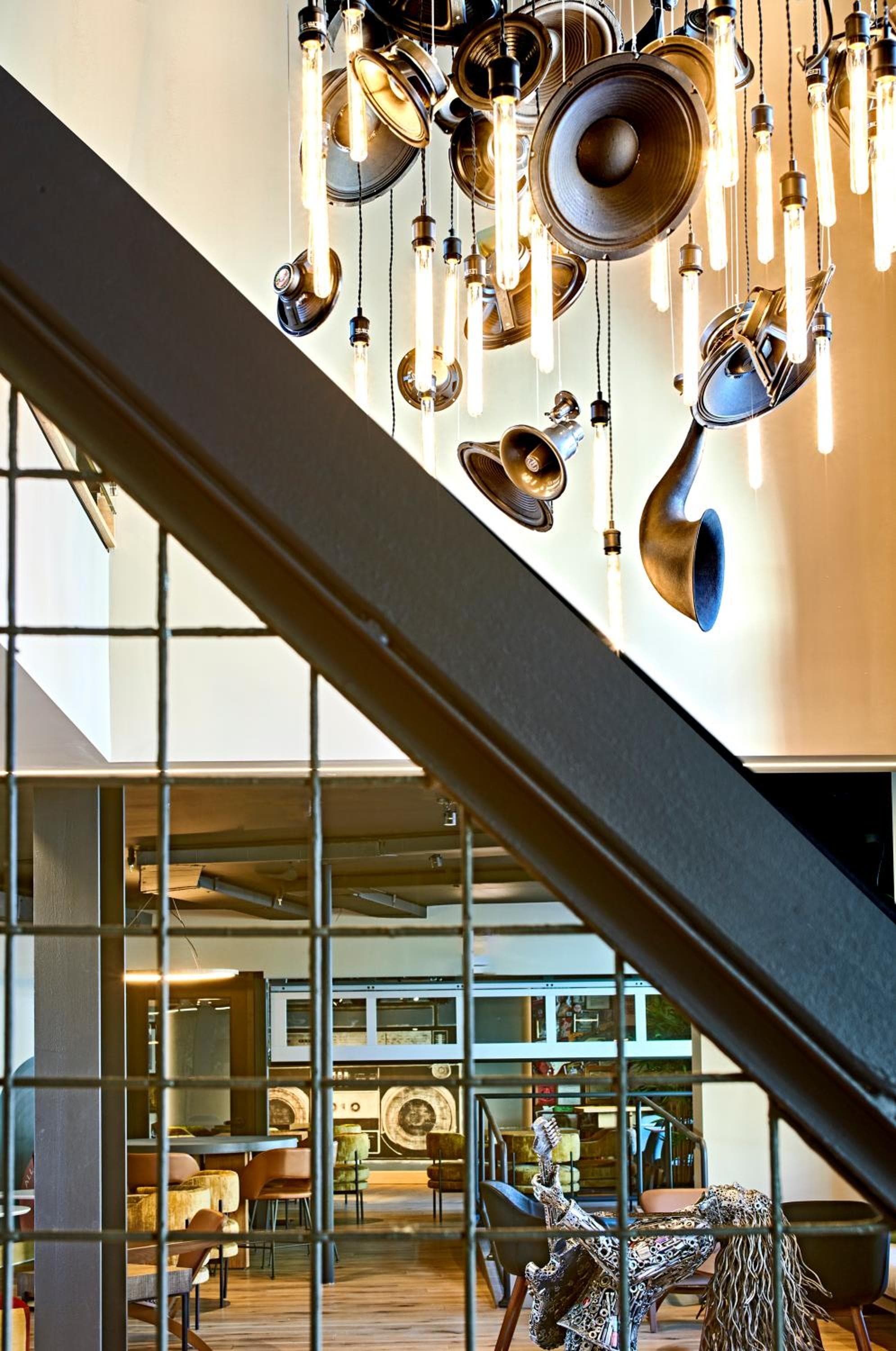 Hotel Ziggy On Sunset — 13