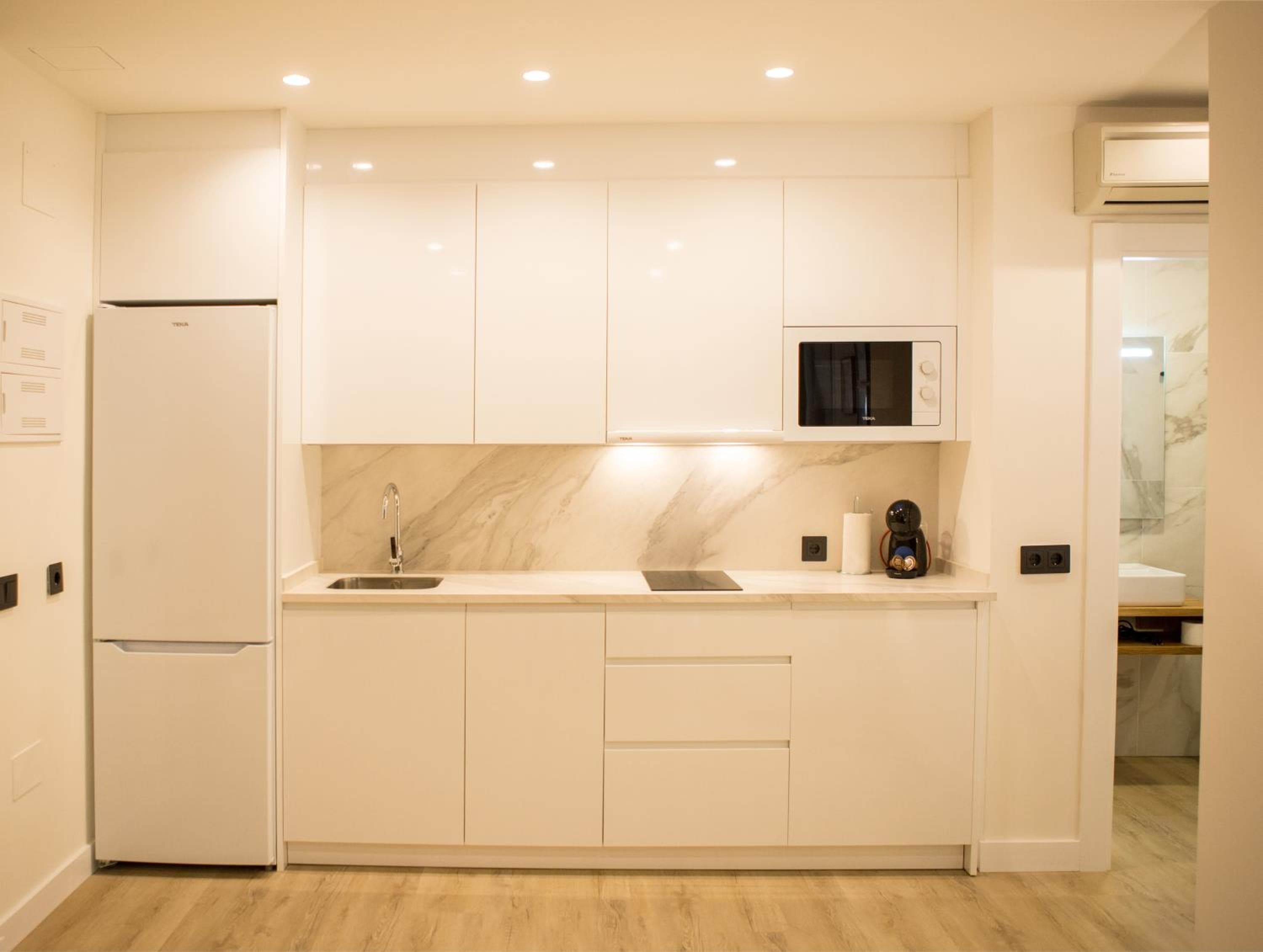 Apartments Málaga Premium - Calle San Telmo — 14