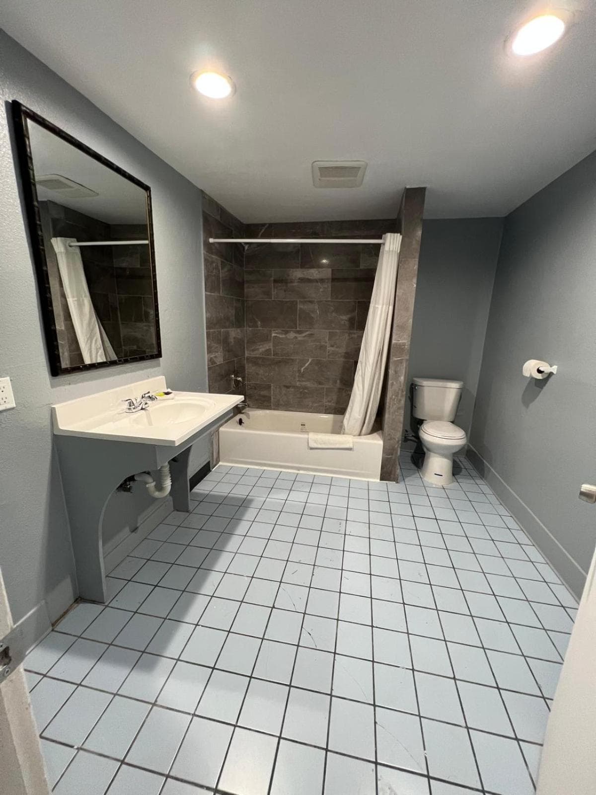 Cornett Motel — 25