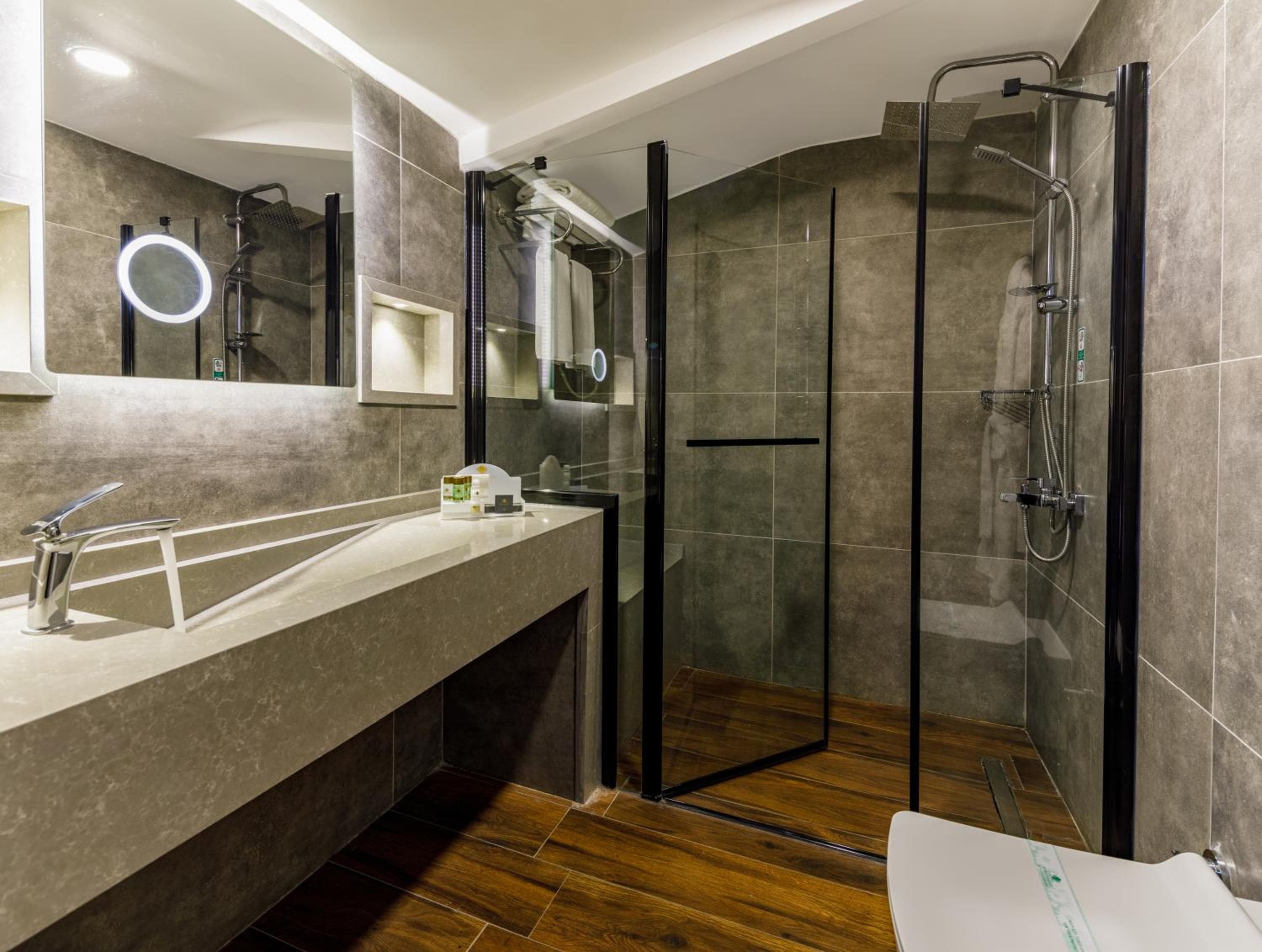 Euro Design Hotel — 20