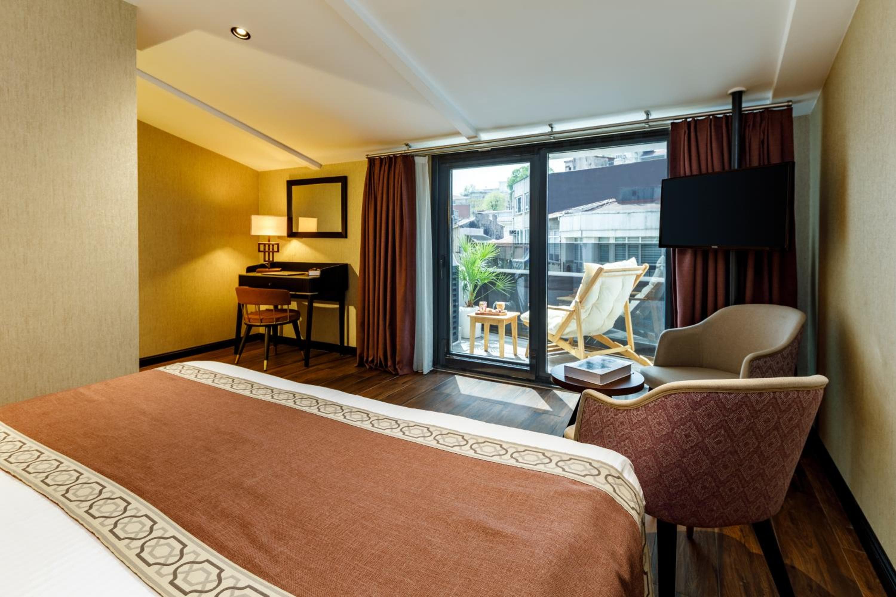 Euro Design Hotel — 13