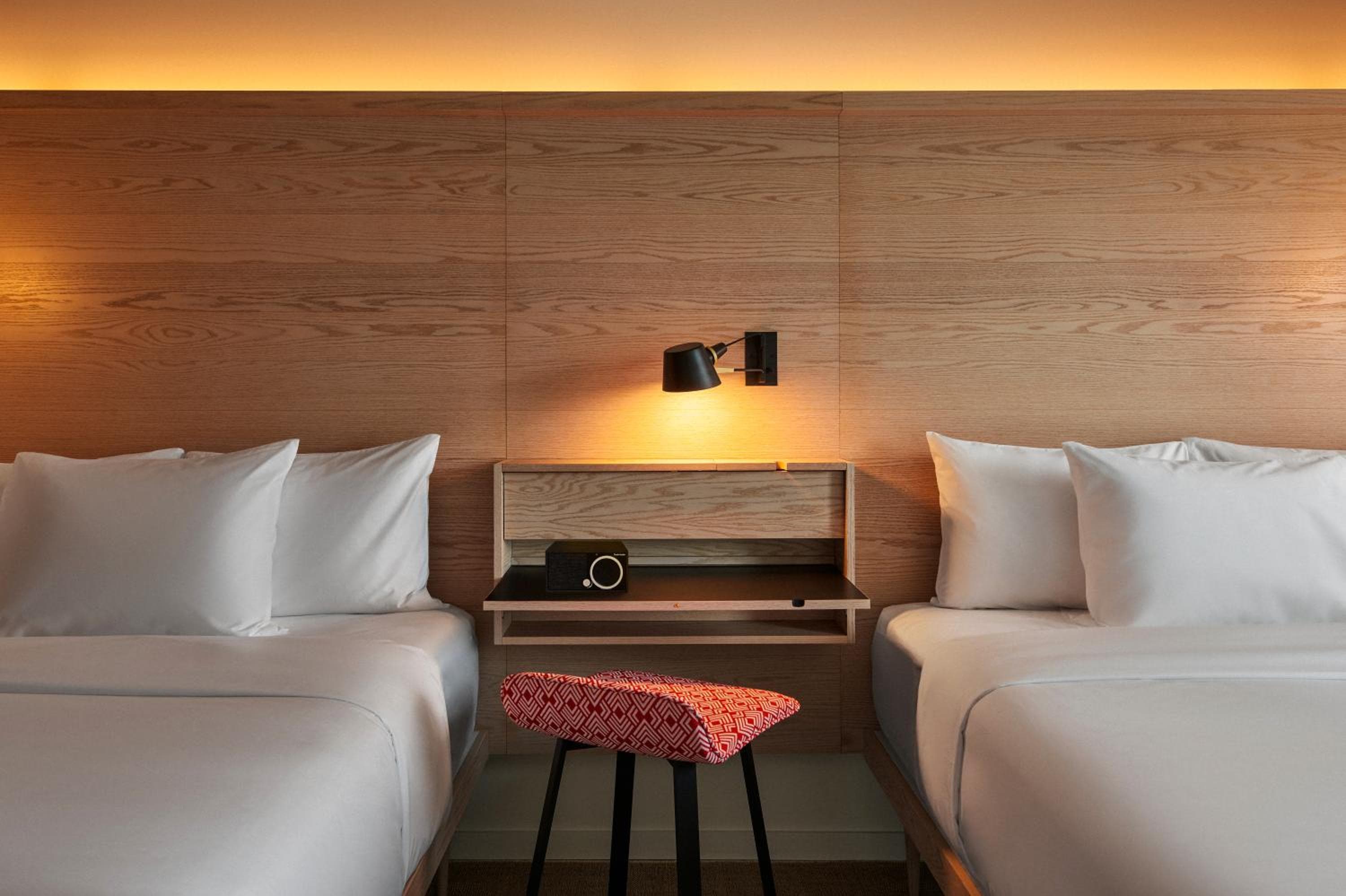 Radio Albergo — 24