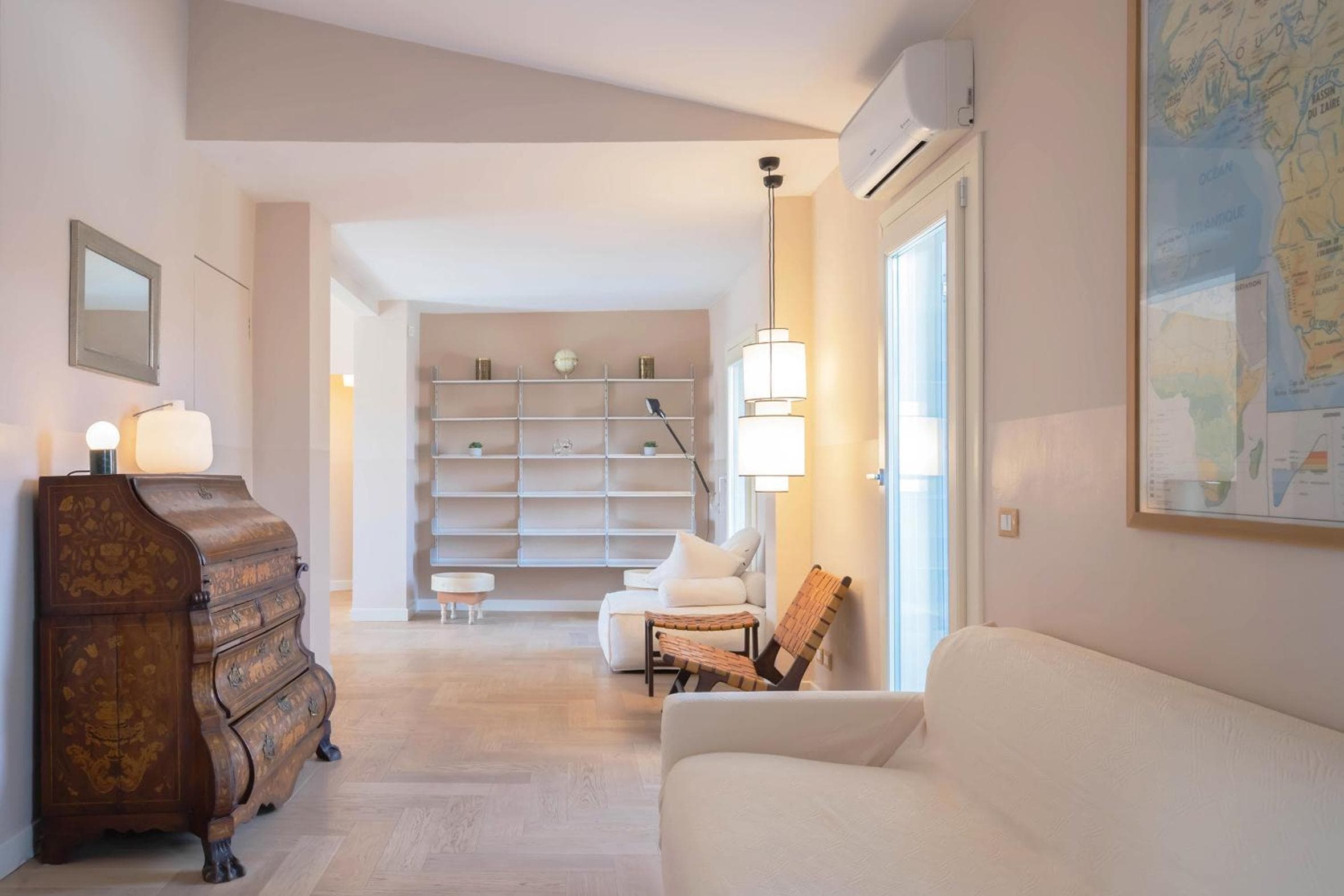 Milan Retreats — 13