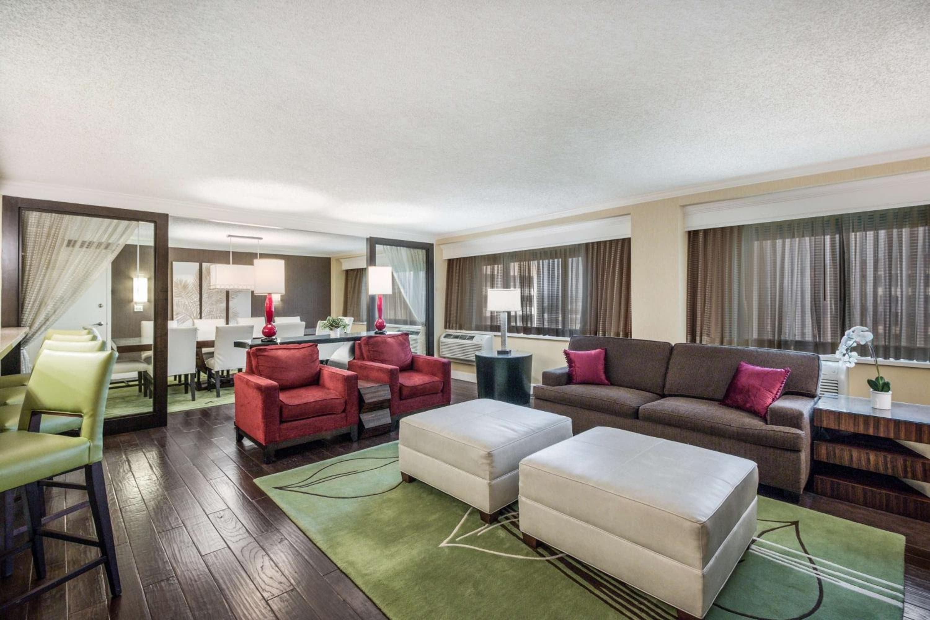 Sonesta Los Angeles Airport LAX — 14