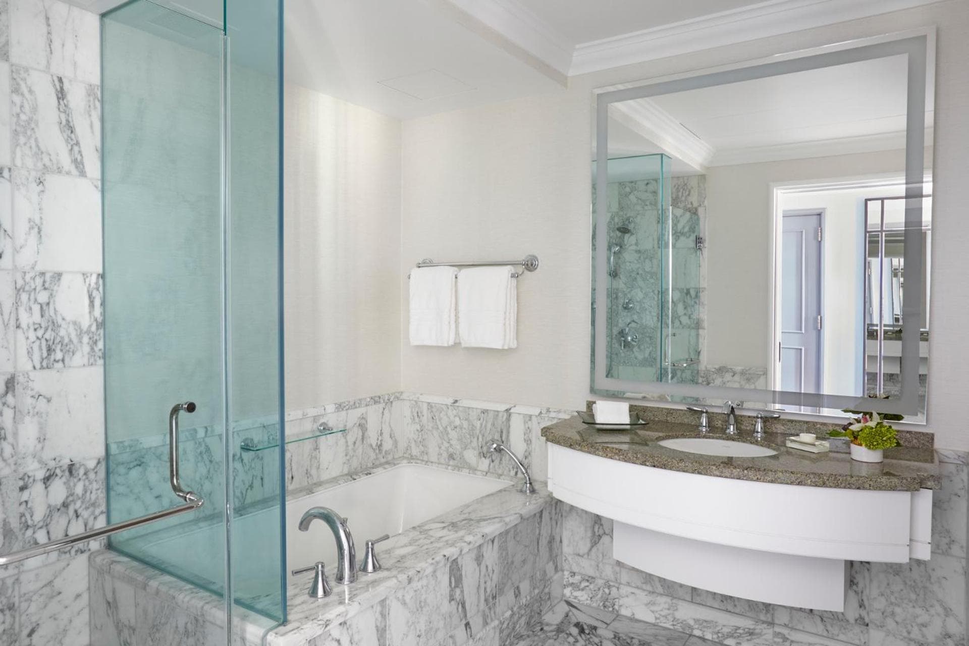 Beverly Wilshire, Beverly Hills, A Four Seasons Hotel — 6