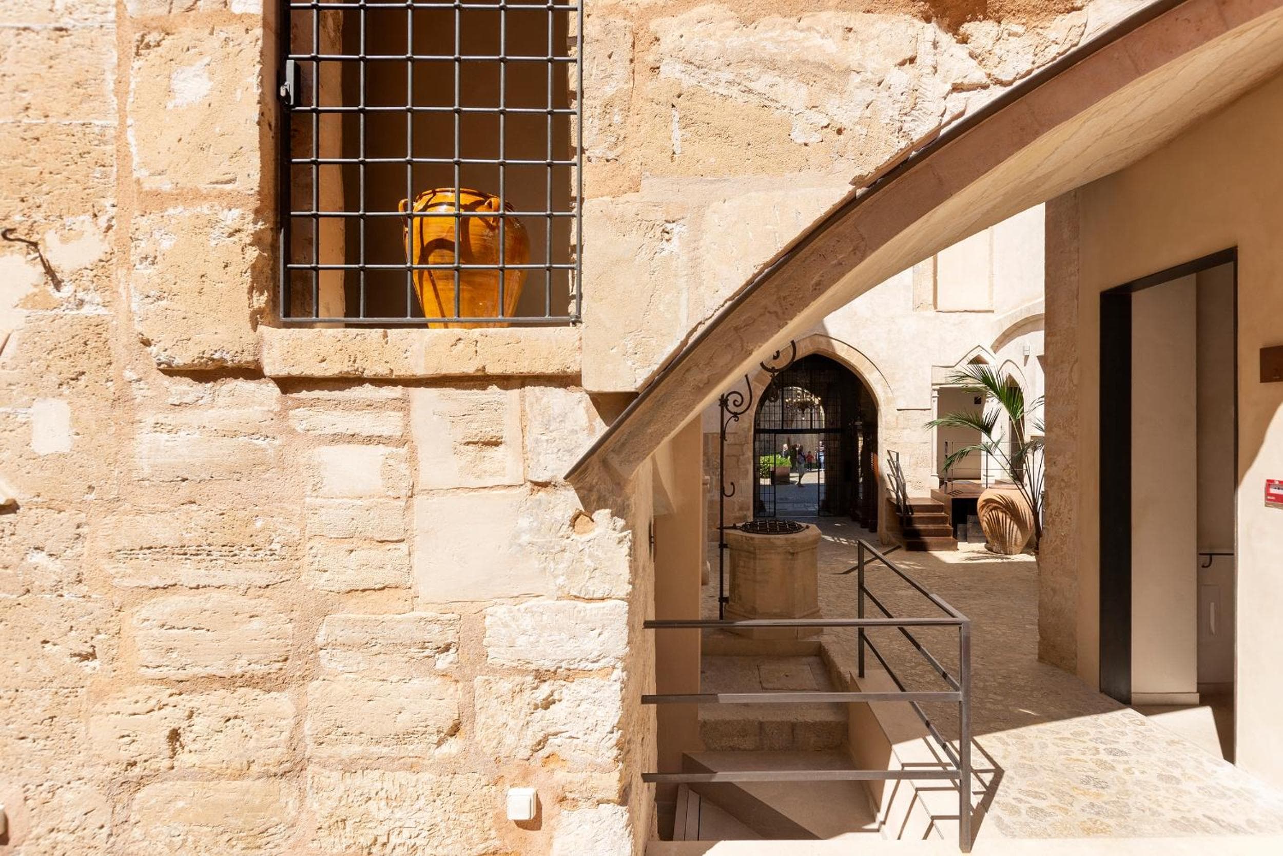 Hotel Can Cirera — 27