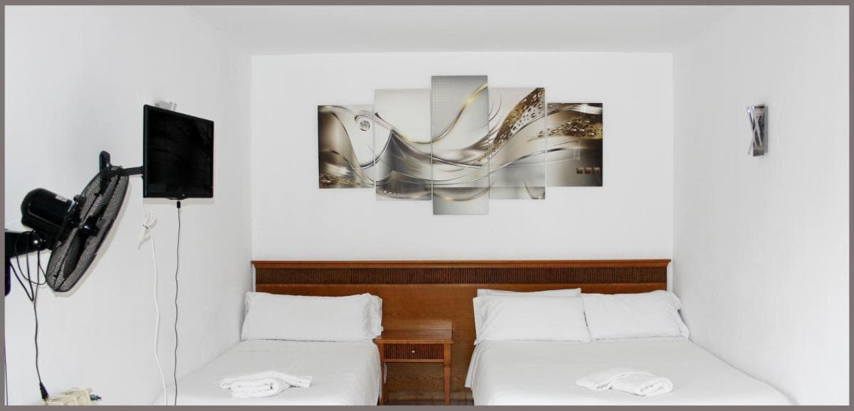 Apartamentos Gomila Park — 9