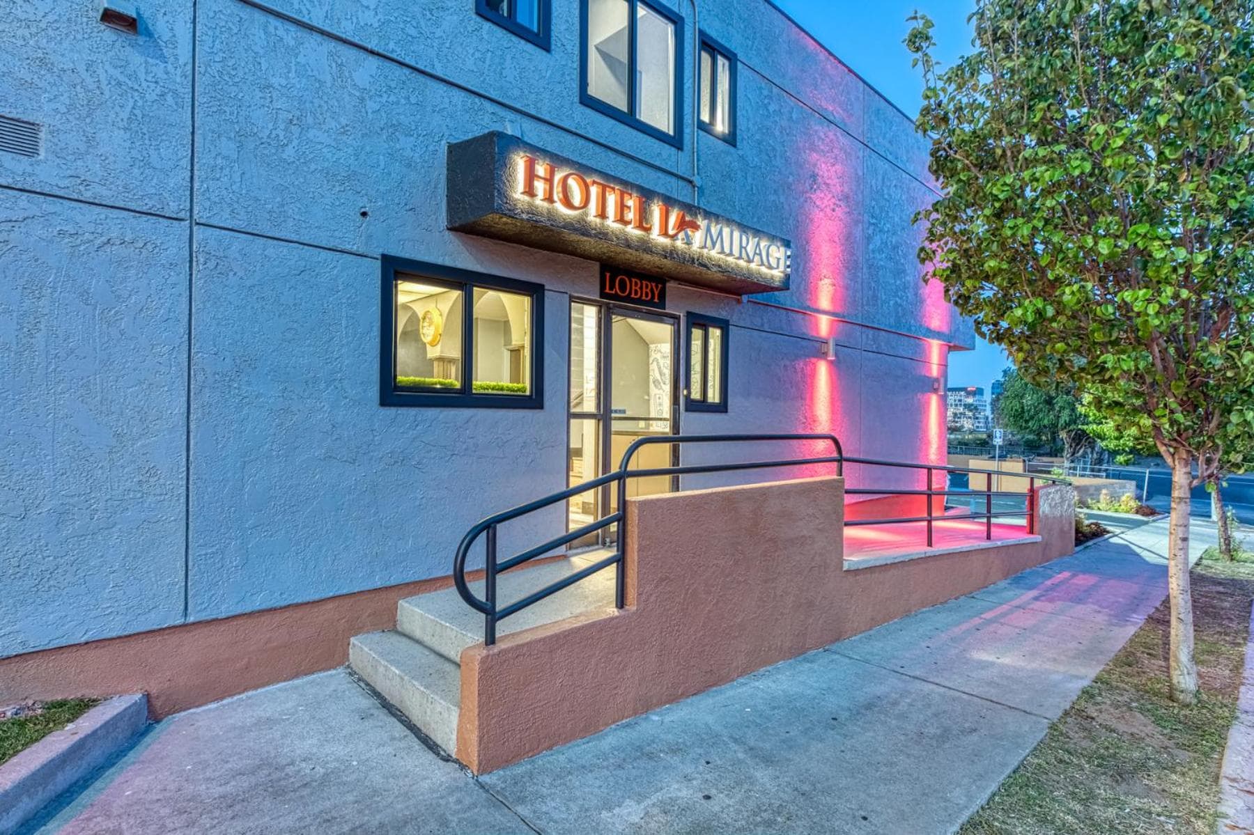 La Mirage Inn - Hollywood — 3