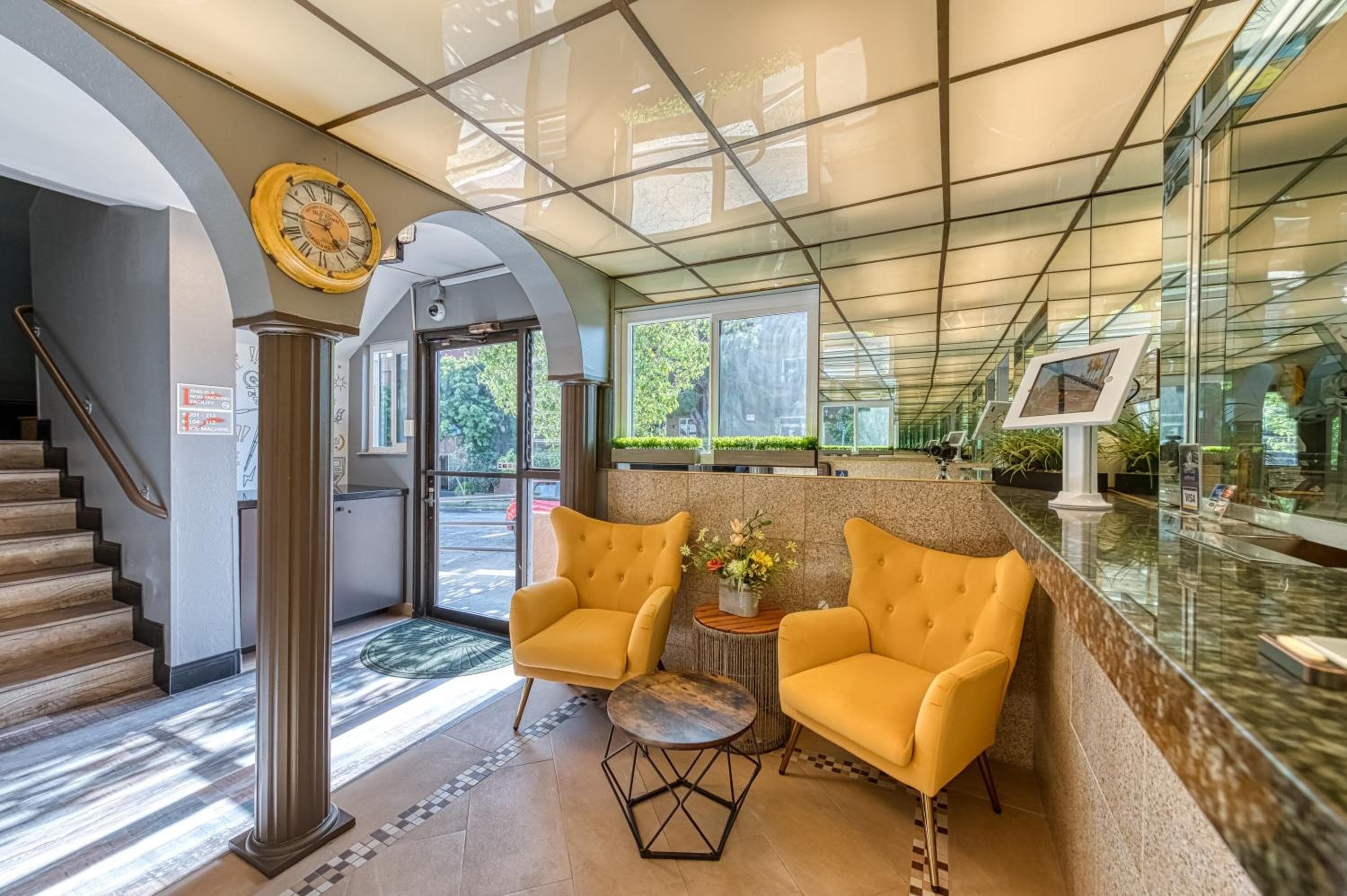 La Mirage Inn - Hollywood — 7