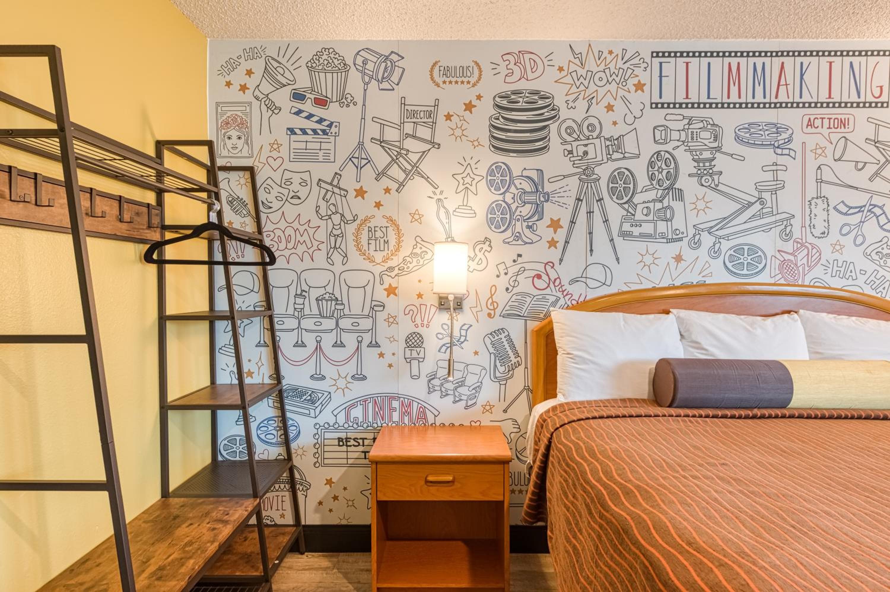 La Mirage Inn - Hollywood — 24