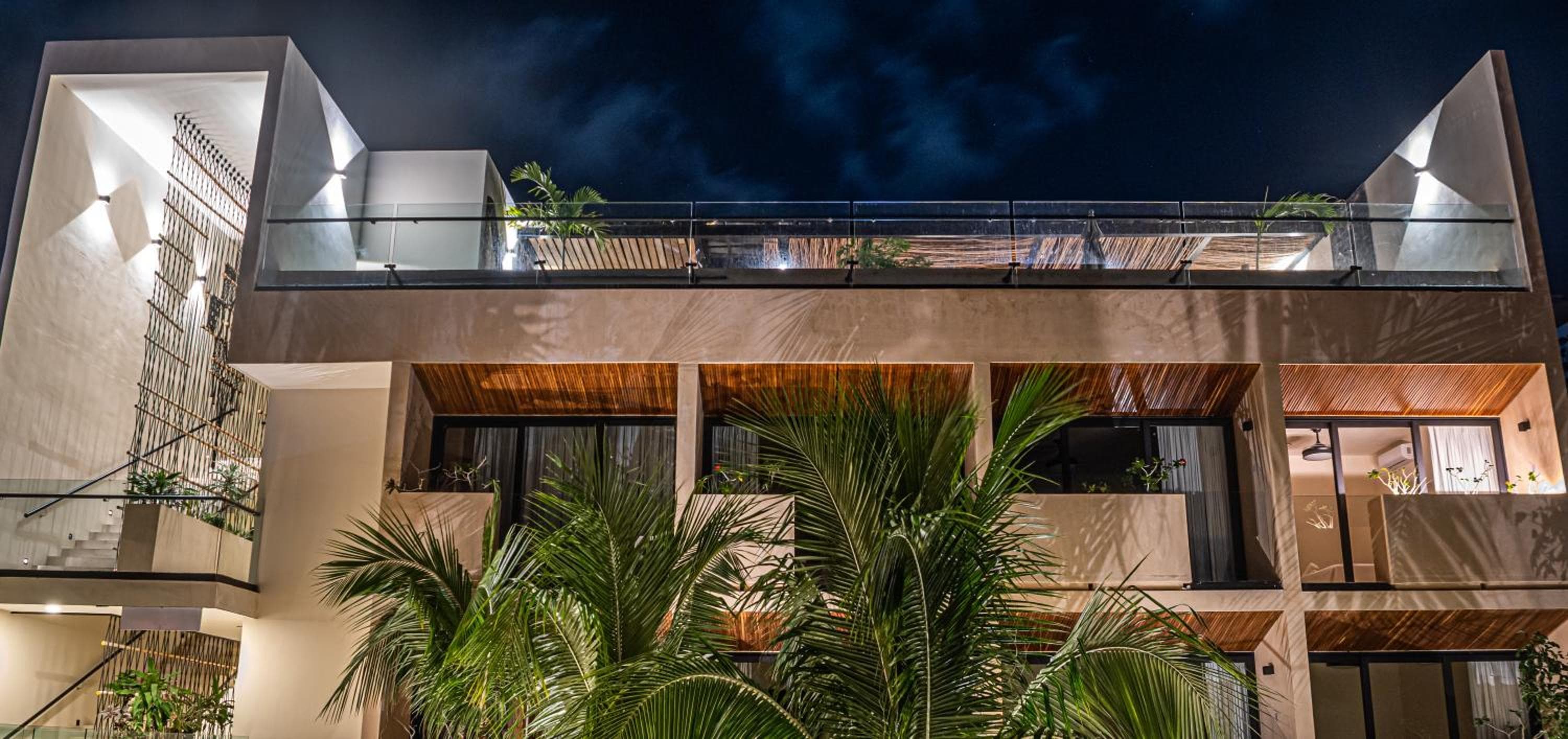 Moonshine Tulum Hotel & Hostel — 1