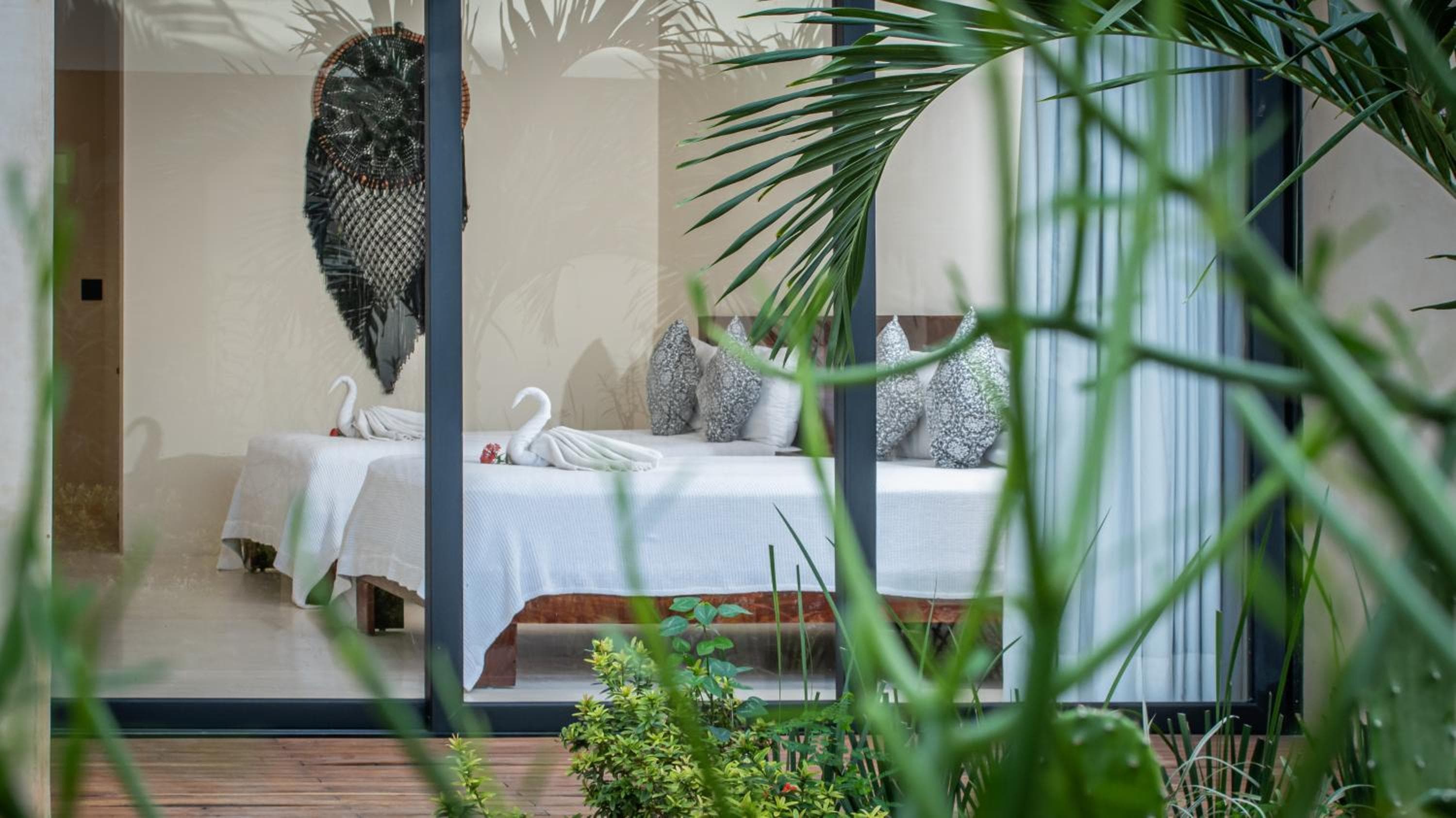 Moonshine Tulum Hotel & Hostel — 9