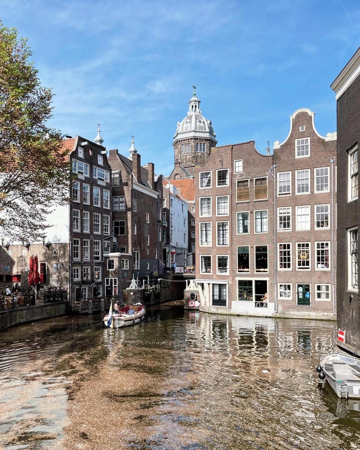 Facade Hotel Amsterdam — 8