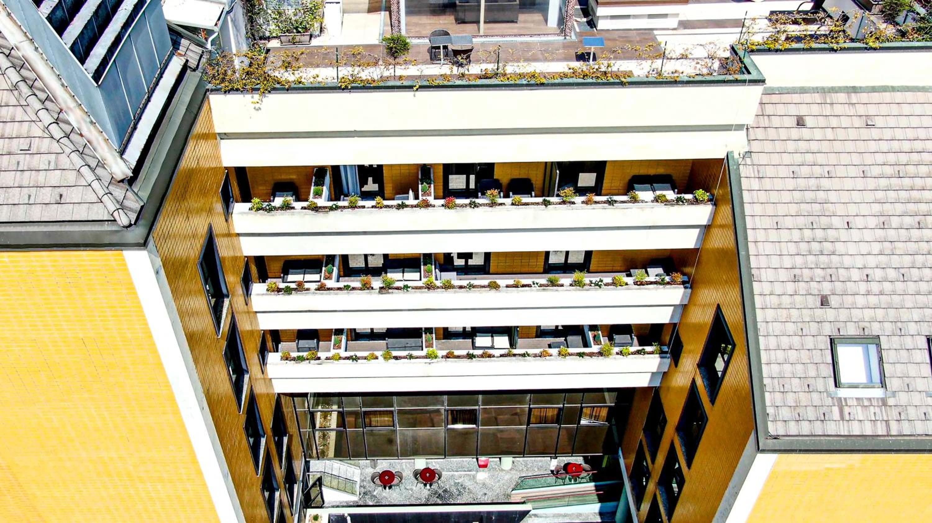 Hotel Navigli — 1