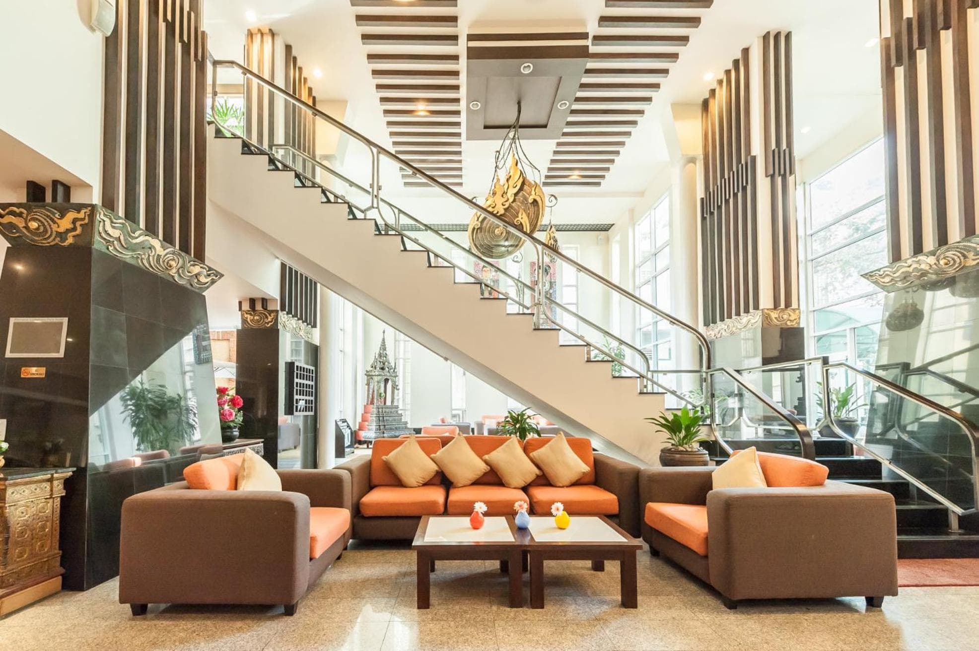 Pinnacle Lumpinee Park Hotel — 10