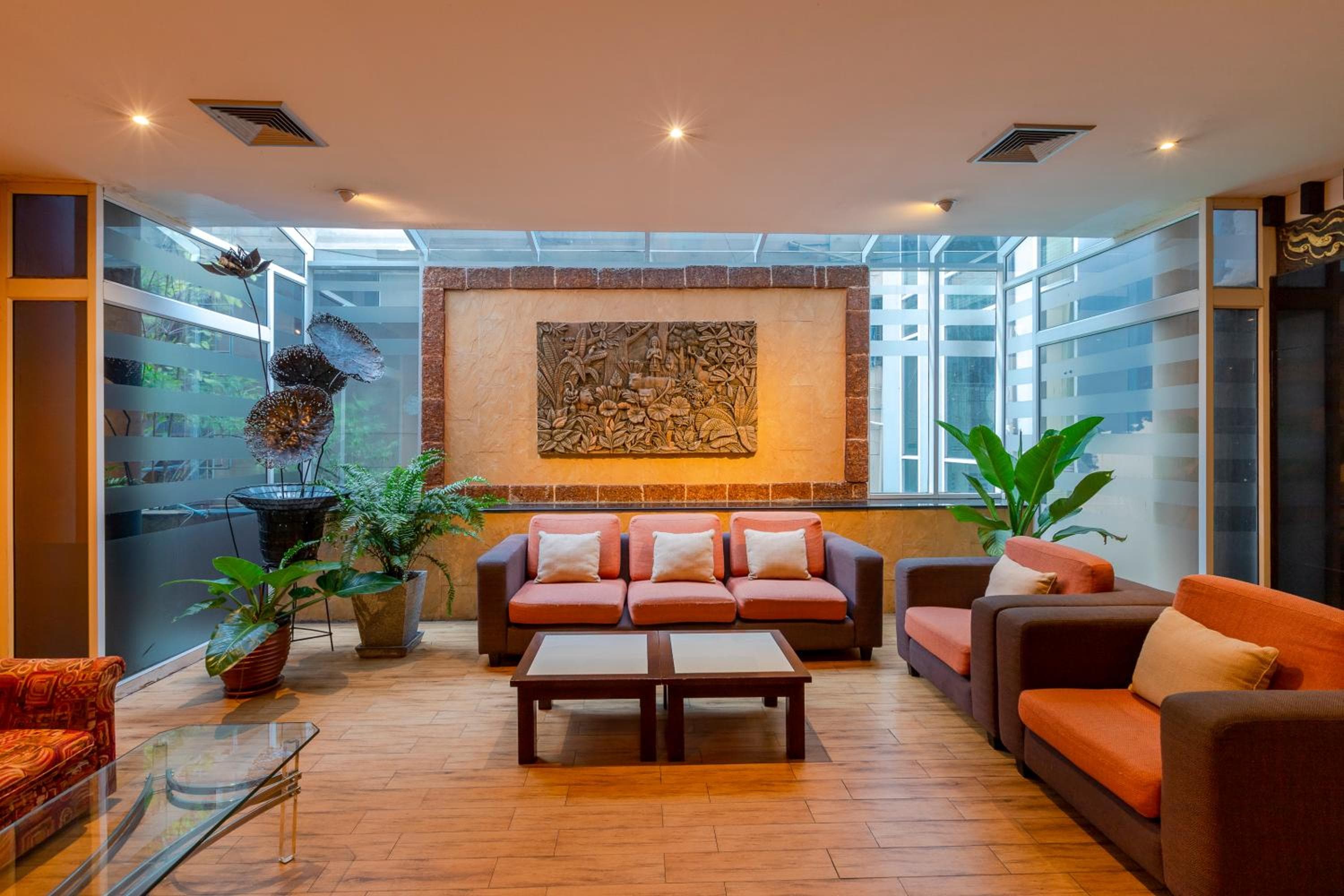 Pinnacle Lumpinee Park Hotel — 9