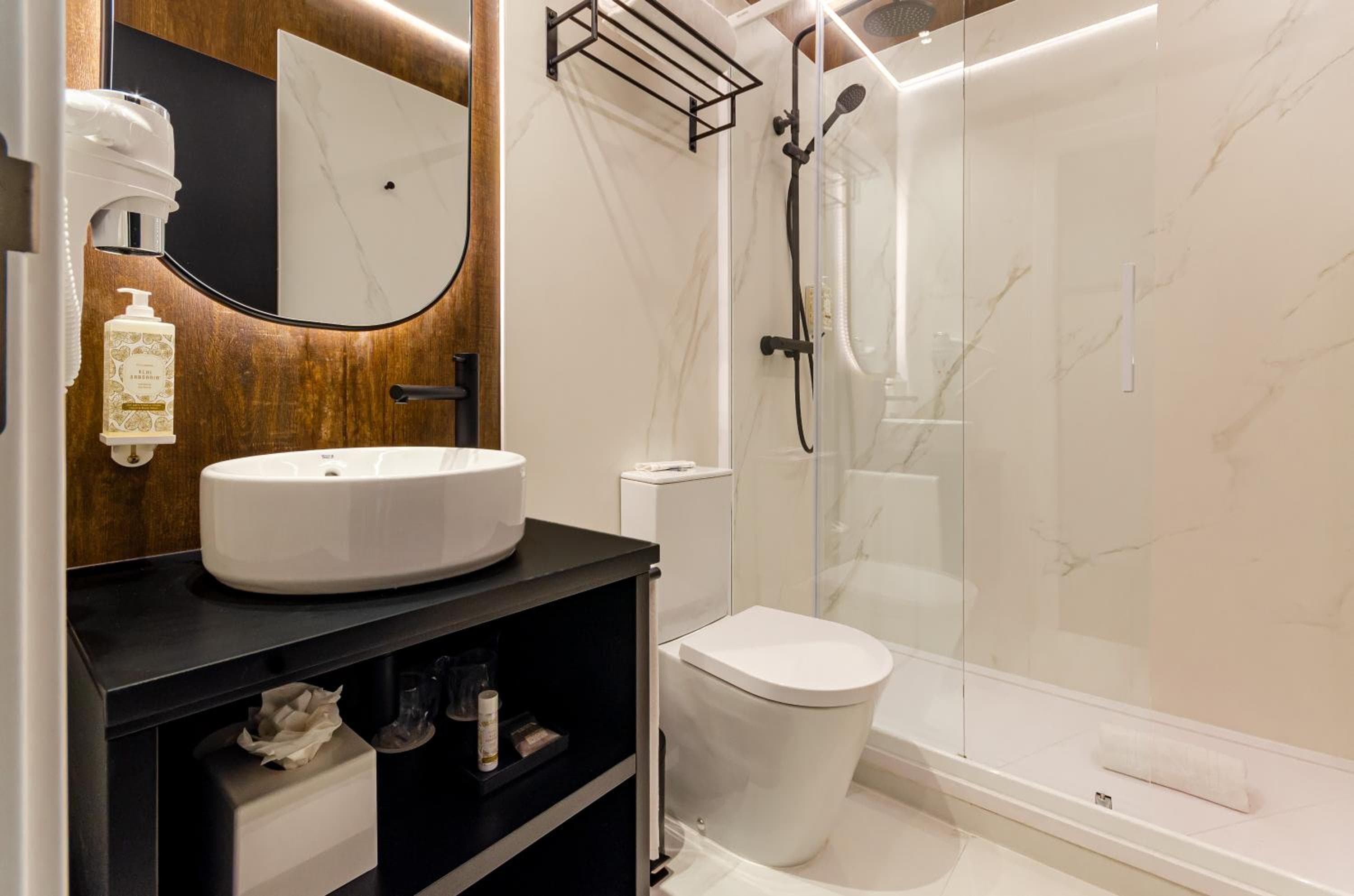 Nicola Rossio Hotel — 15